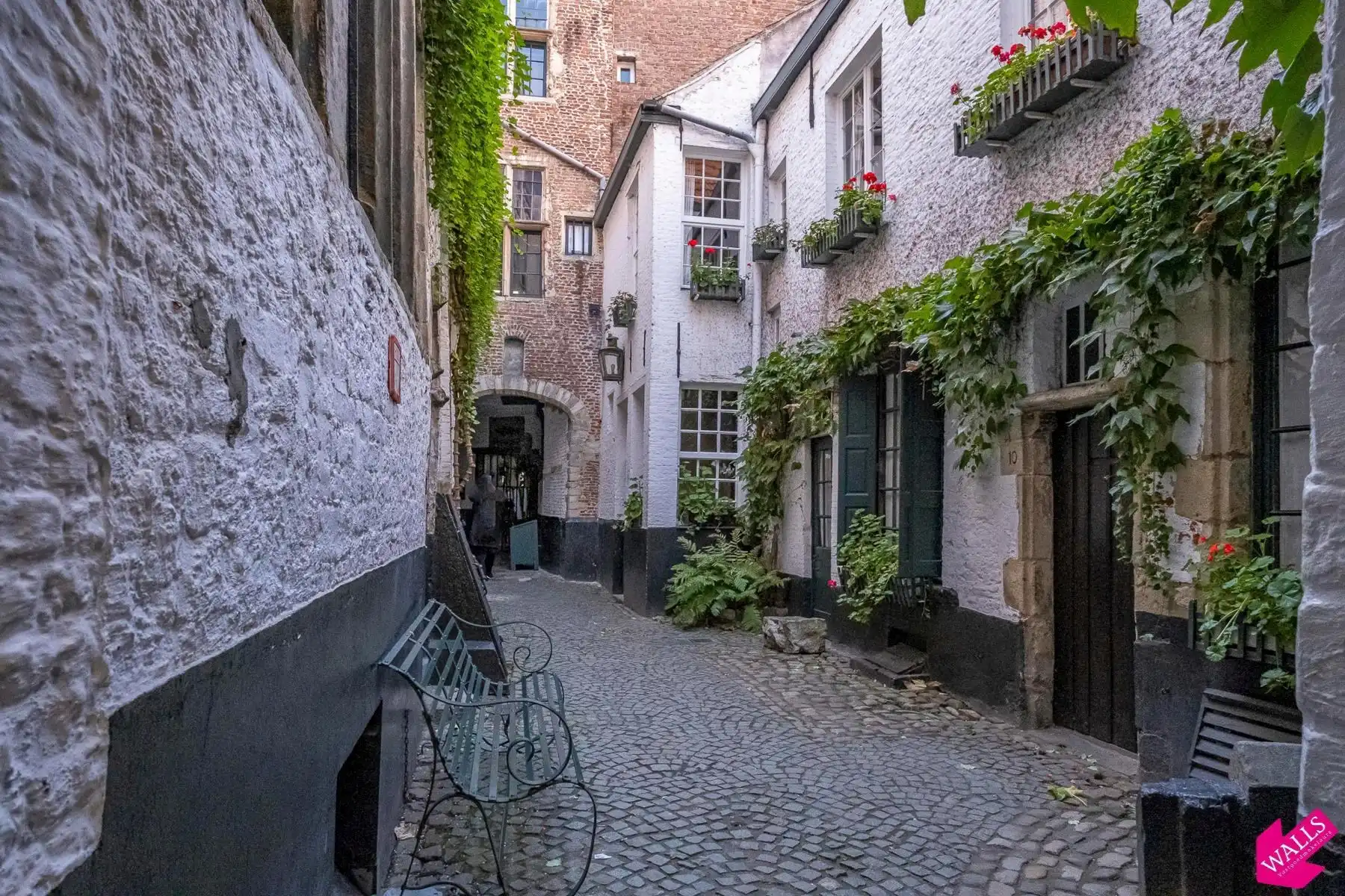 Charme troef in de Vlaeykensgang! foto {{pictureIndex}}