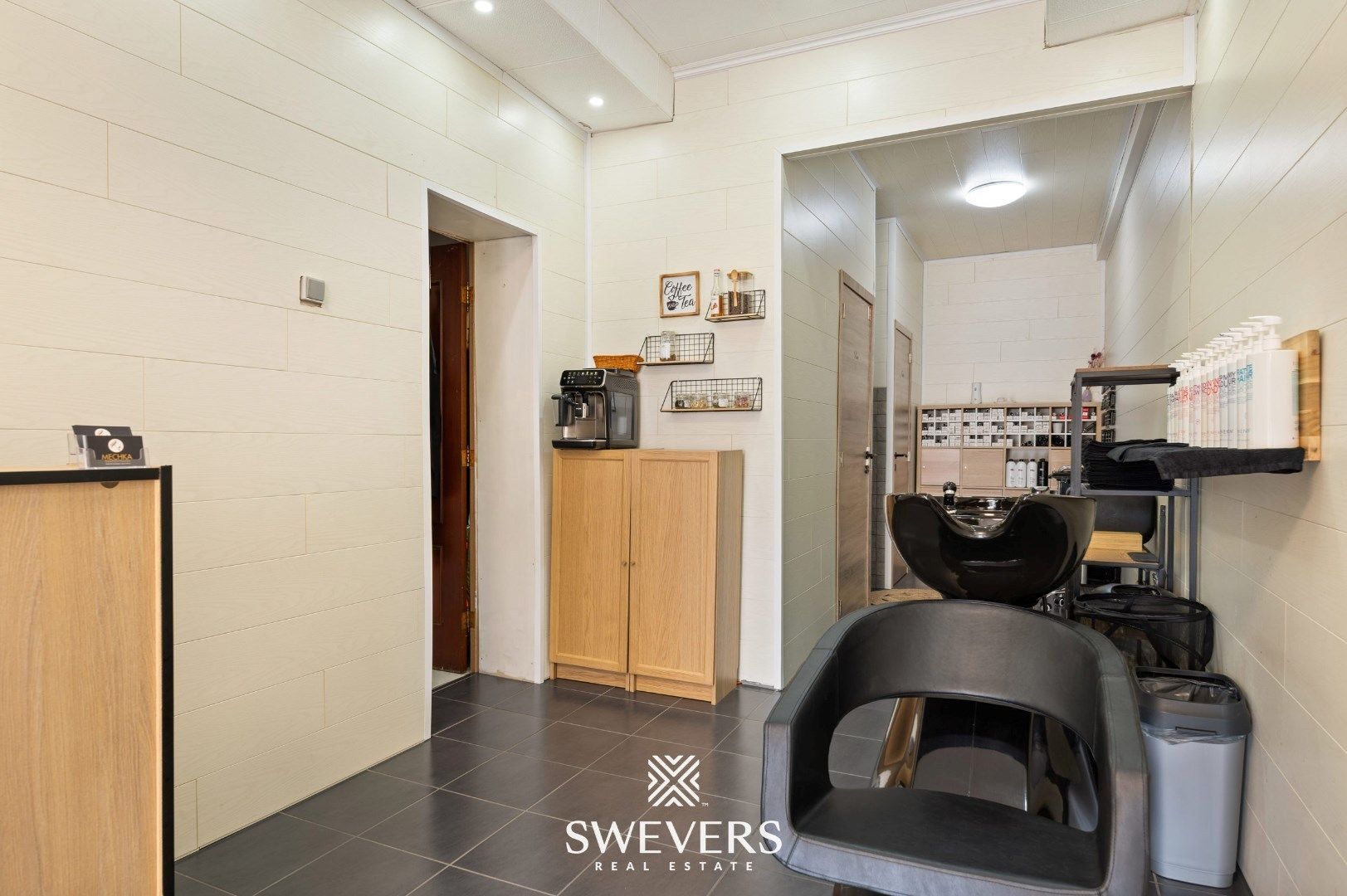 Charmante woning met Handelspand te Leopoldsburg foto 21