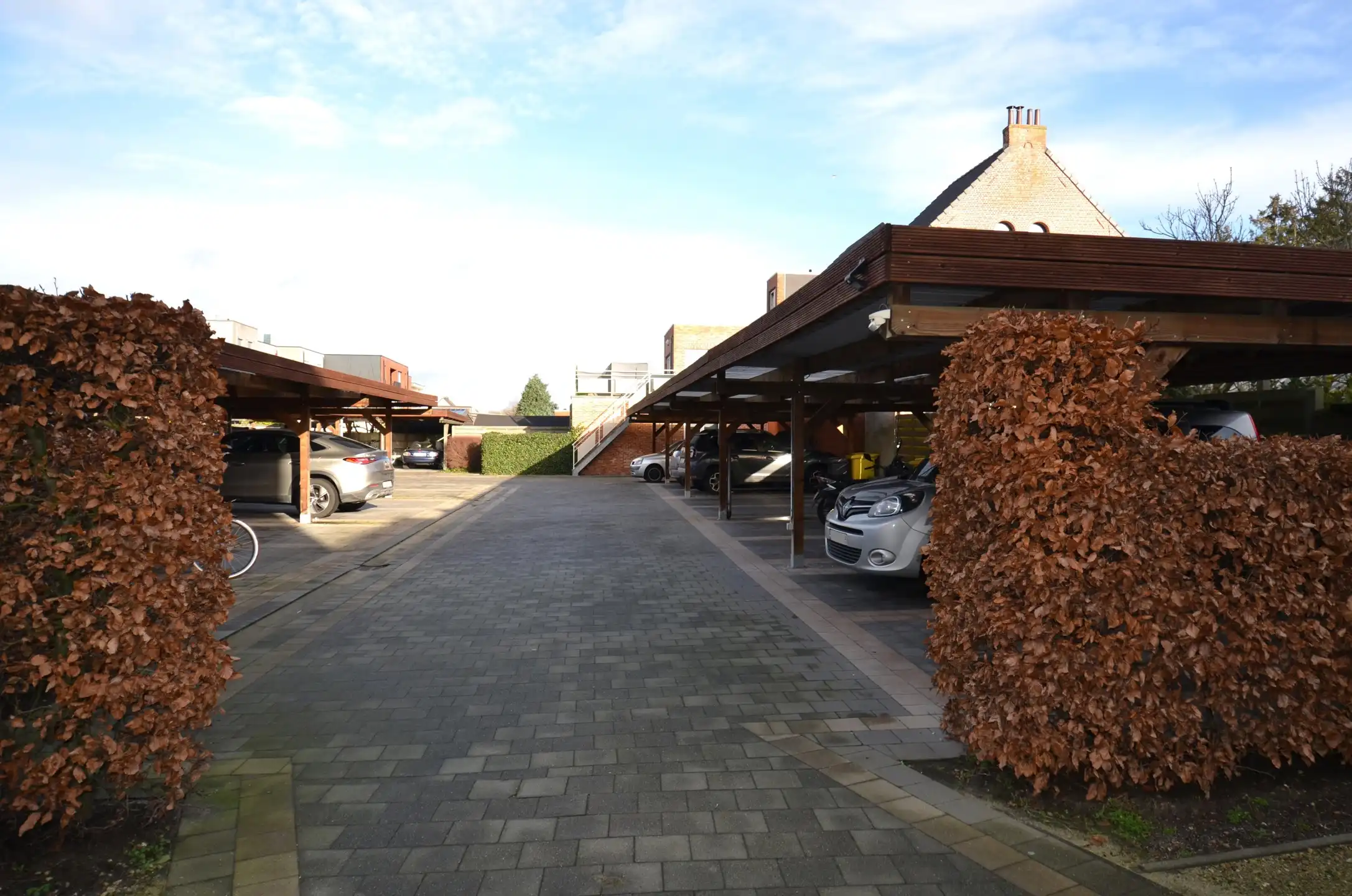 Gelijkvloers appartement met 2 slaapkamers foto 3