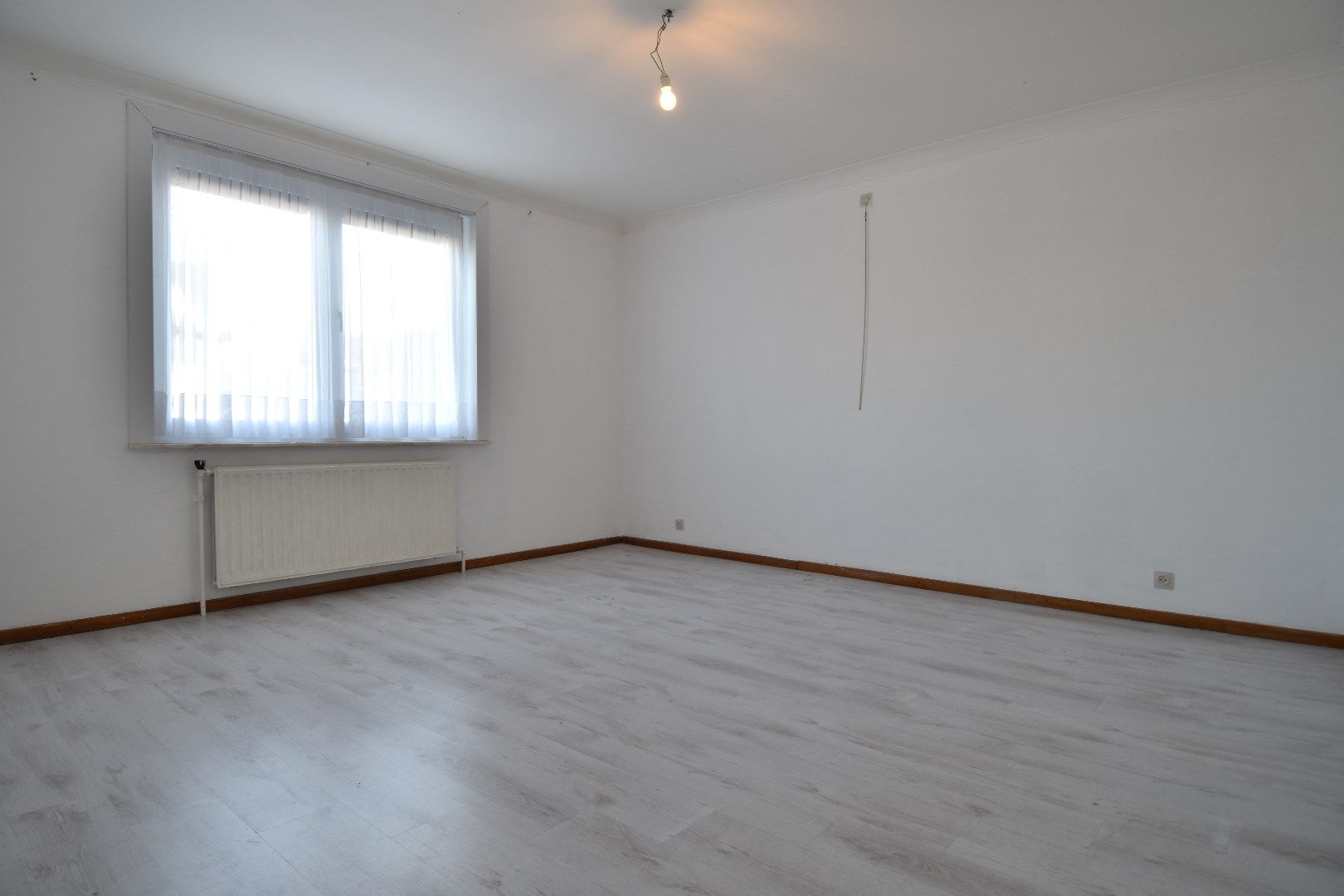 Instapklaar 2-slaapkamerappartement met terras te koop in Gullegem-centrum foto 9