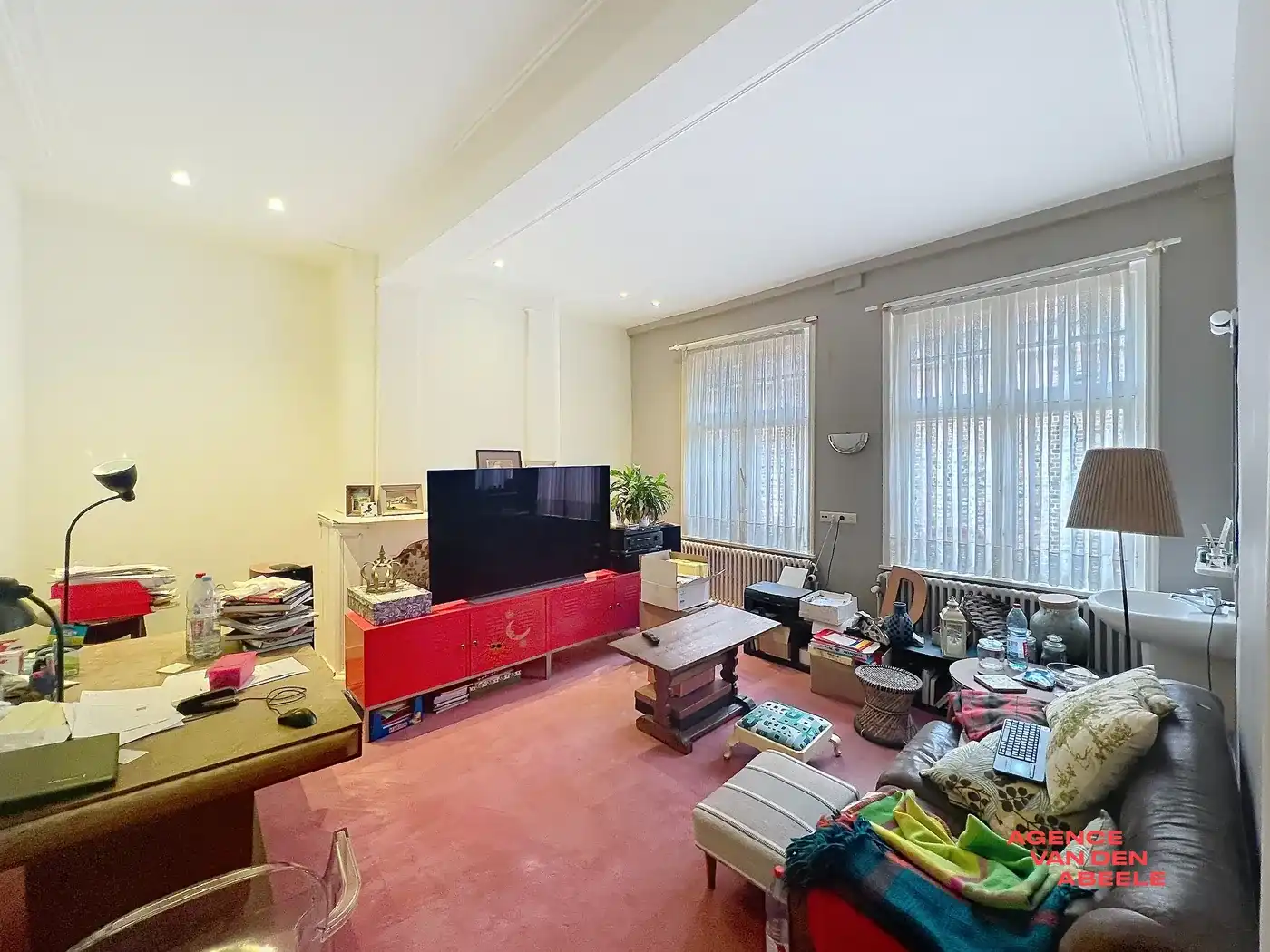 Centraal gelegen handelswoning met 4 slaapkamers en riante tuin  foto 12