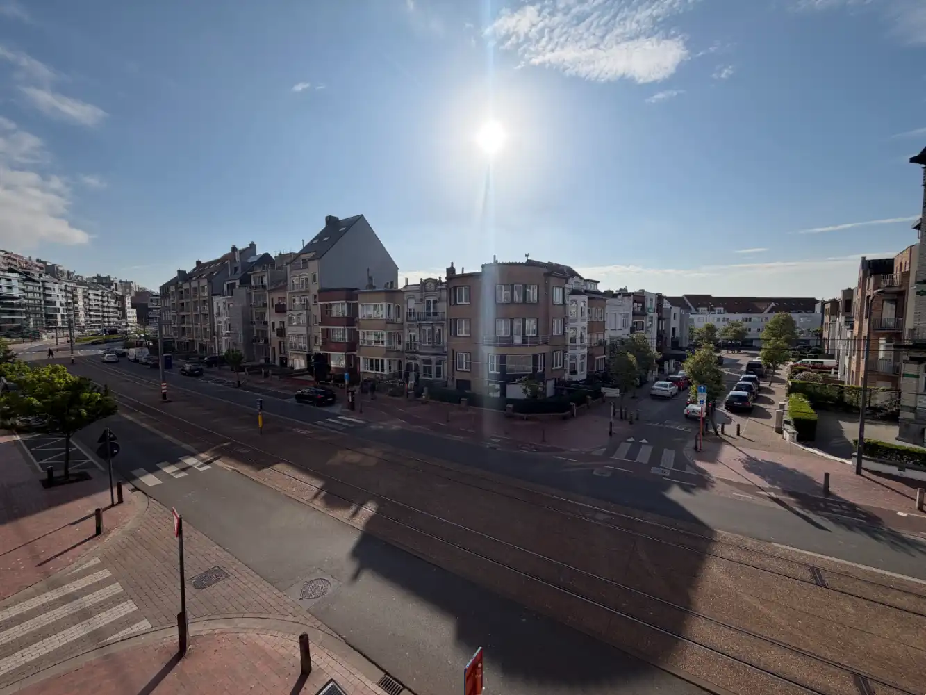 Instapklaar éénslaapkamer appartement met zonnig terras. Heel gunstig EPC attest. Gelegen op het tweede verdiep in een gebouw met lift. foto 7