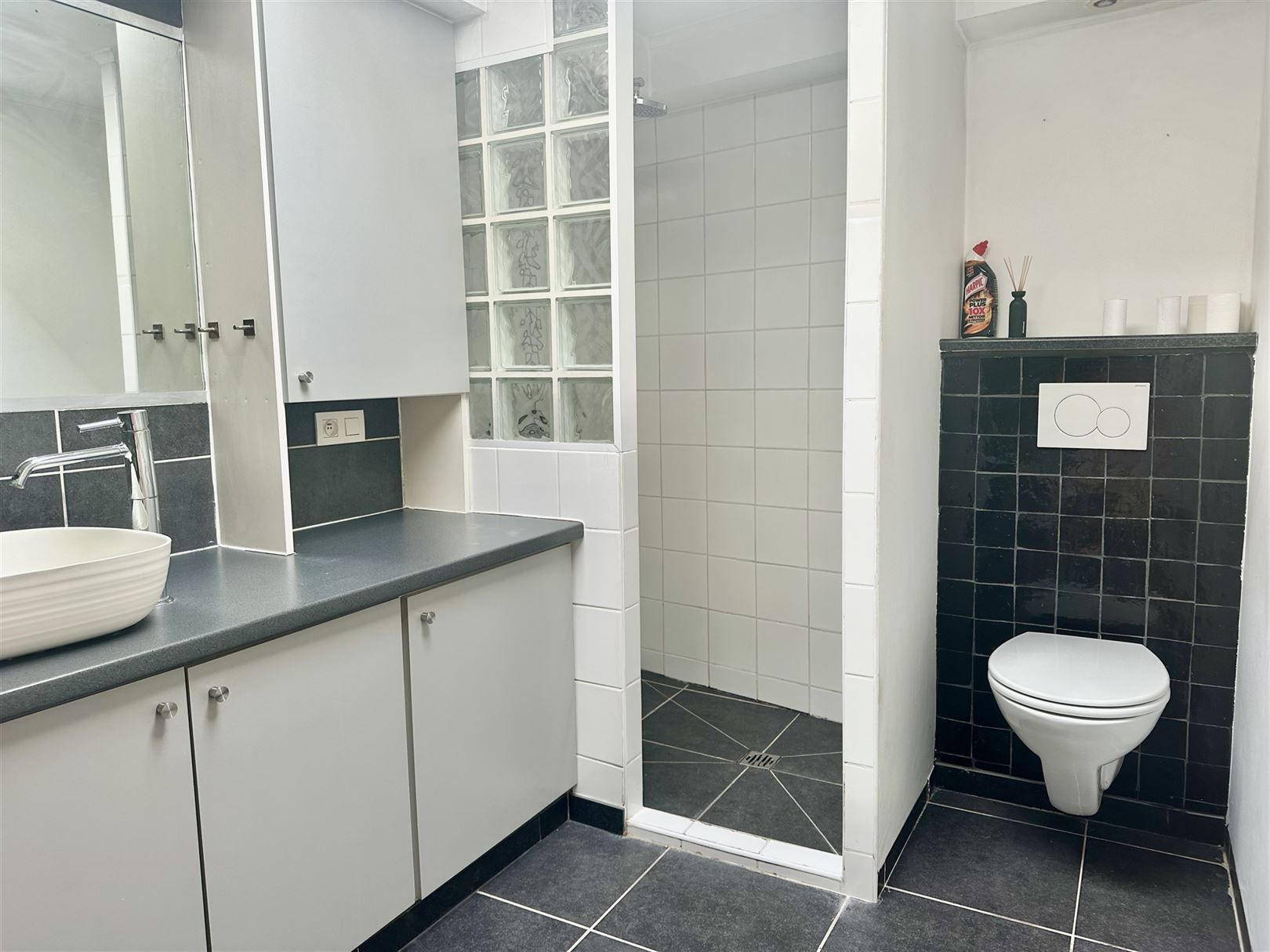 Gezellige woning met 3 slaapkamers foto 9