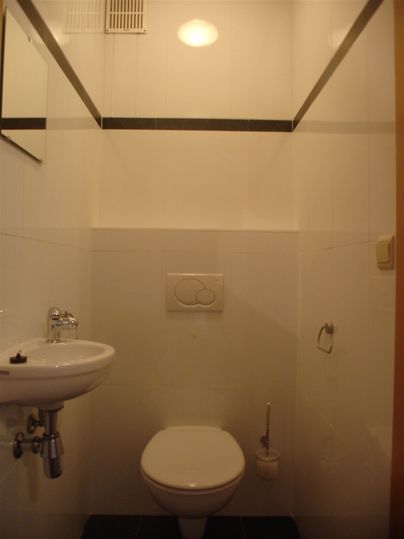 Mooi appartement met 2 slpk's in centrum Sint-Truiden, vlakbij station. foto 11