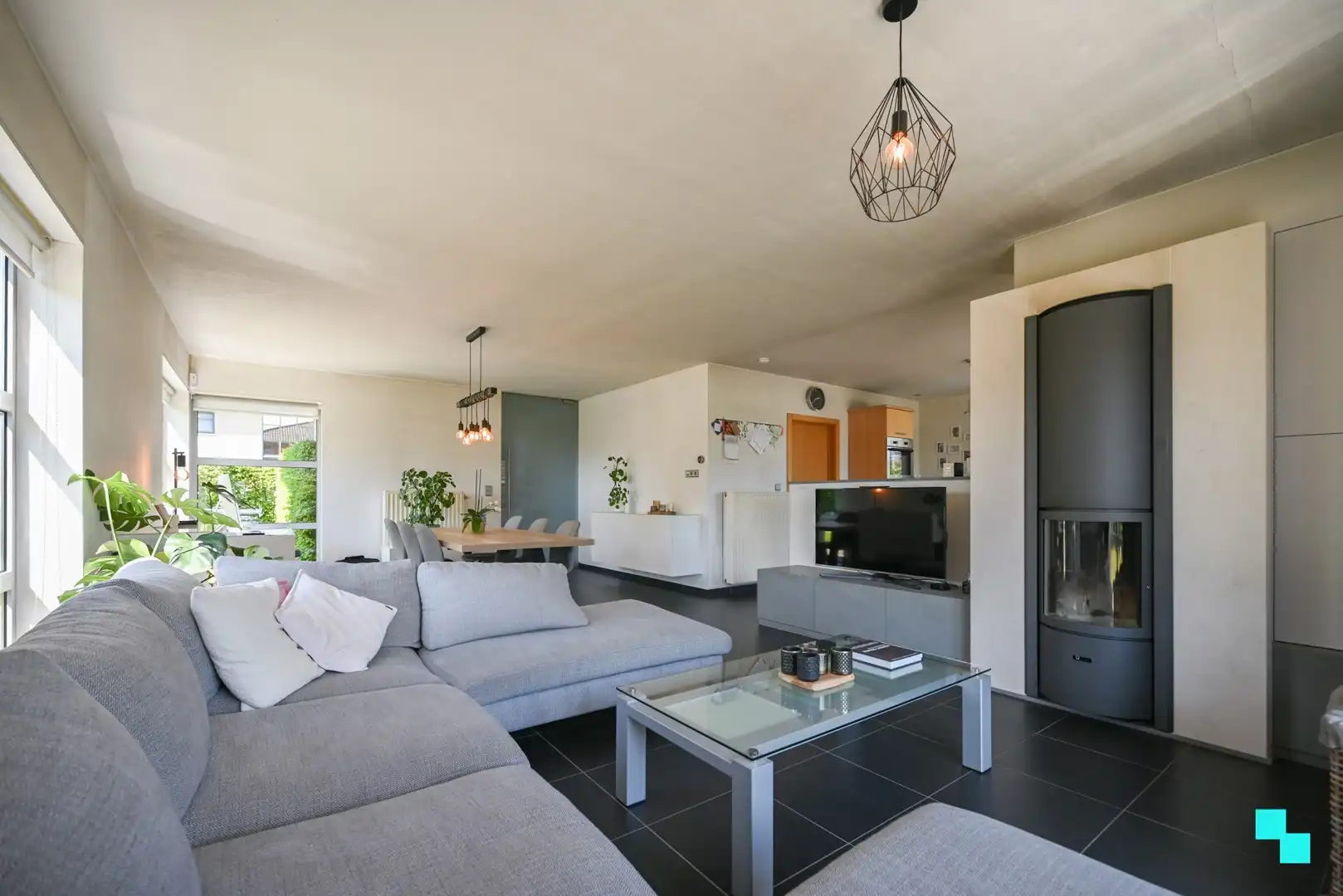 Instapklare gezinswoning met zonnige tuin in rustige woonomgeving foto 8