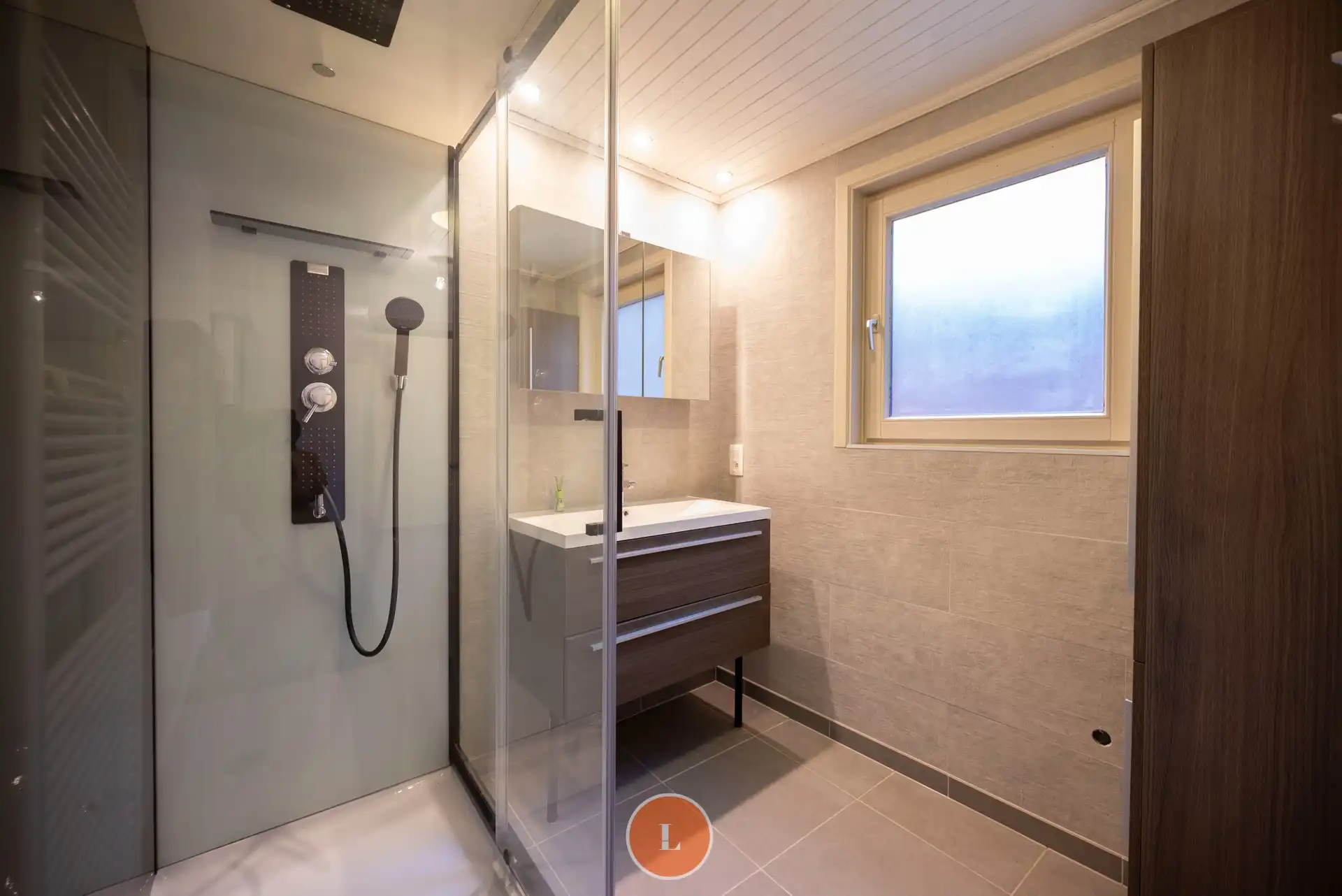 Instapklare woning met 3 slaapkamer en tuin in Lauwe foto 11