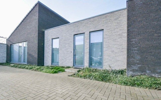 Gelijkvloerse woning in centrum Westrozebeke - ideaal als investering of voor eigen bewoning foto 10