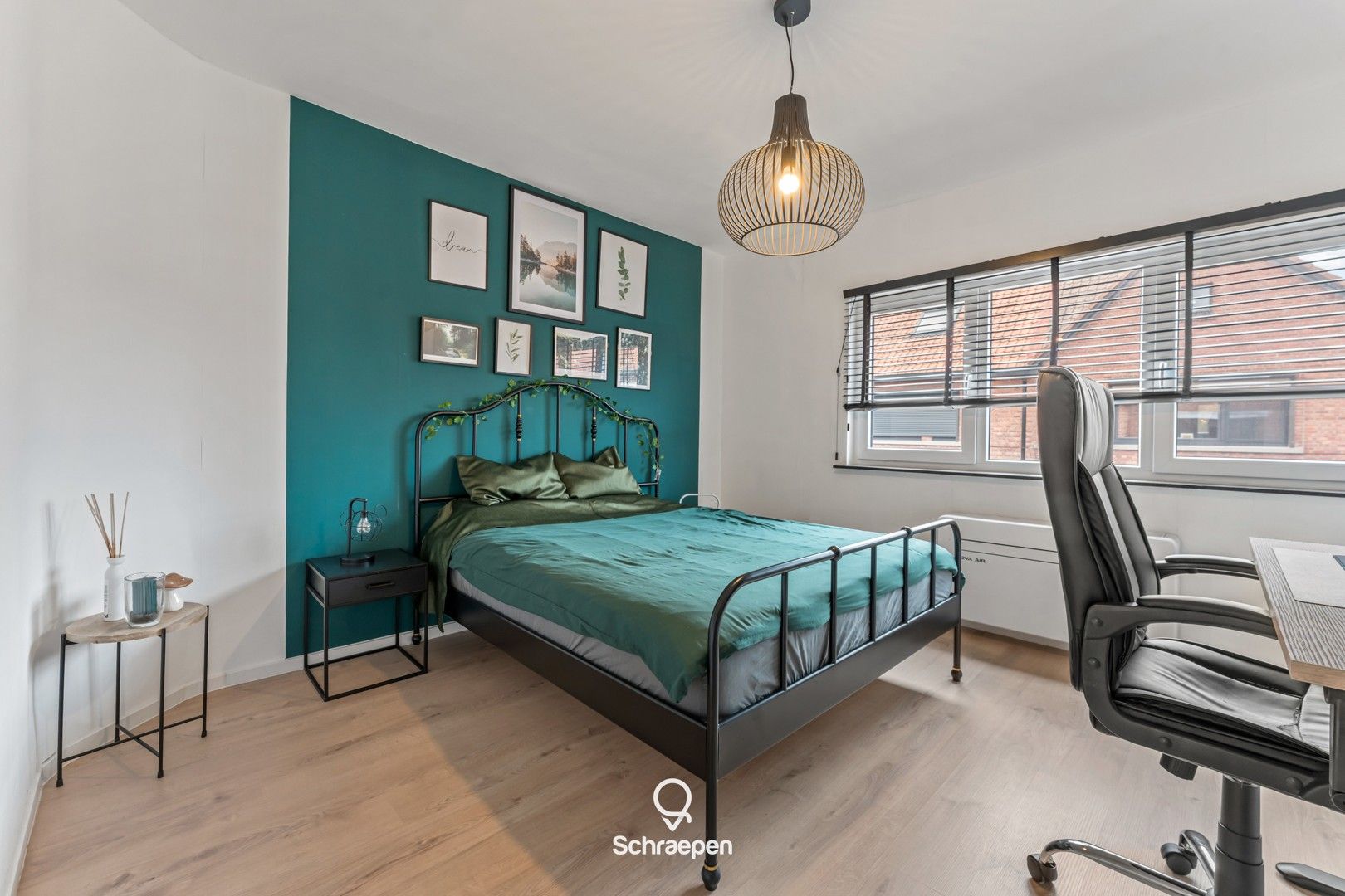 Charmante rijwoning met 2 slpks én stadstuintje nabij Genk-Centrum! foto 18