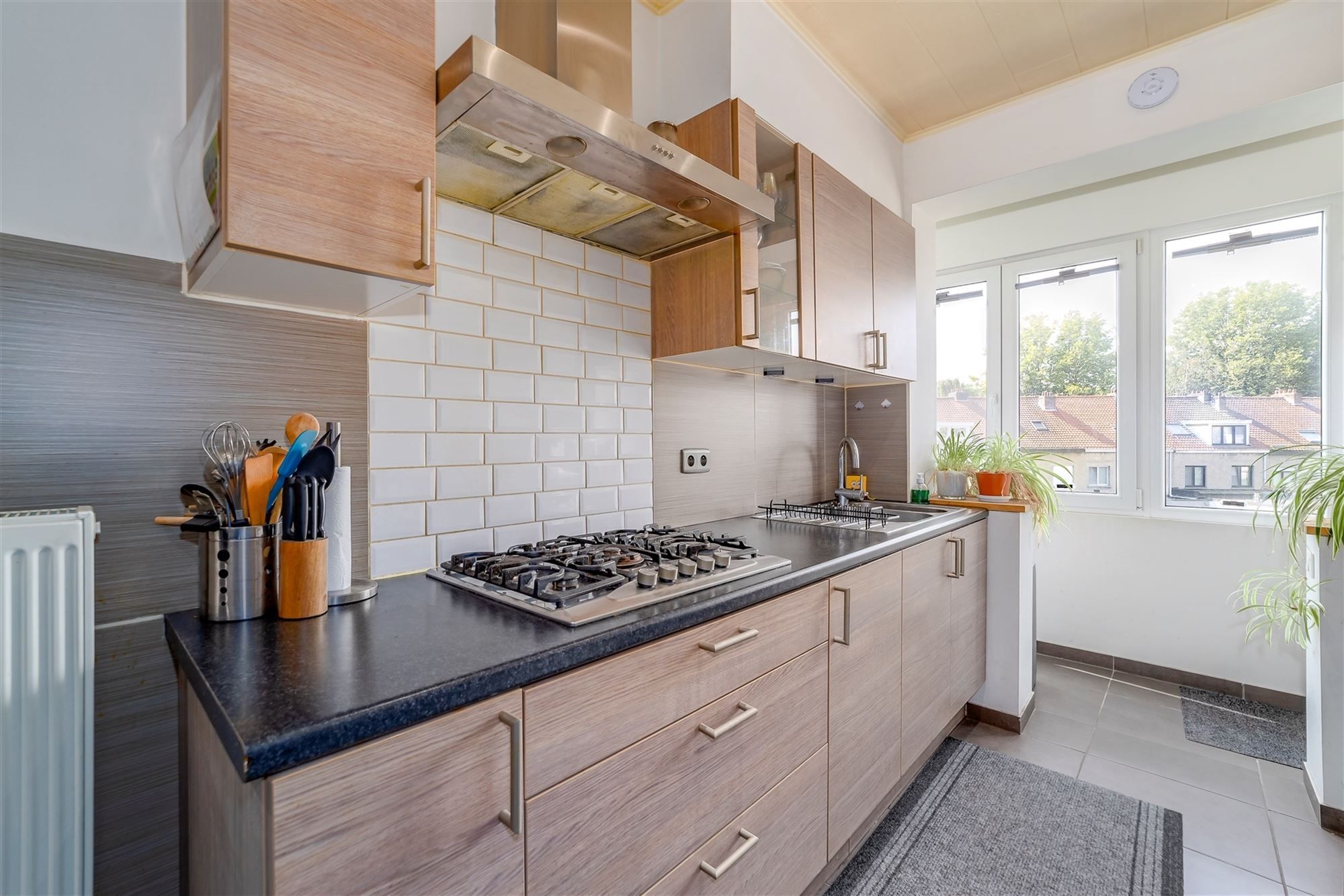 Instapklaar 2 slaapkamer appartement te Merksem foto 13