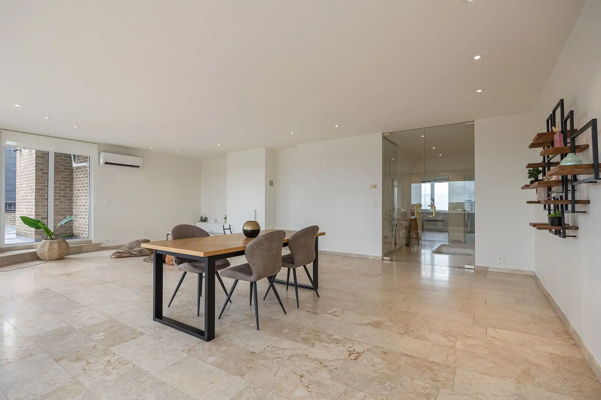 Uniek penthouse van 150 m² met zonovergoten terras van 90 m² in centrum Boom foto 6