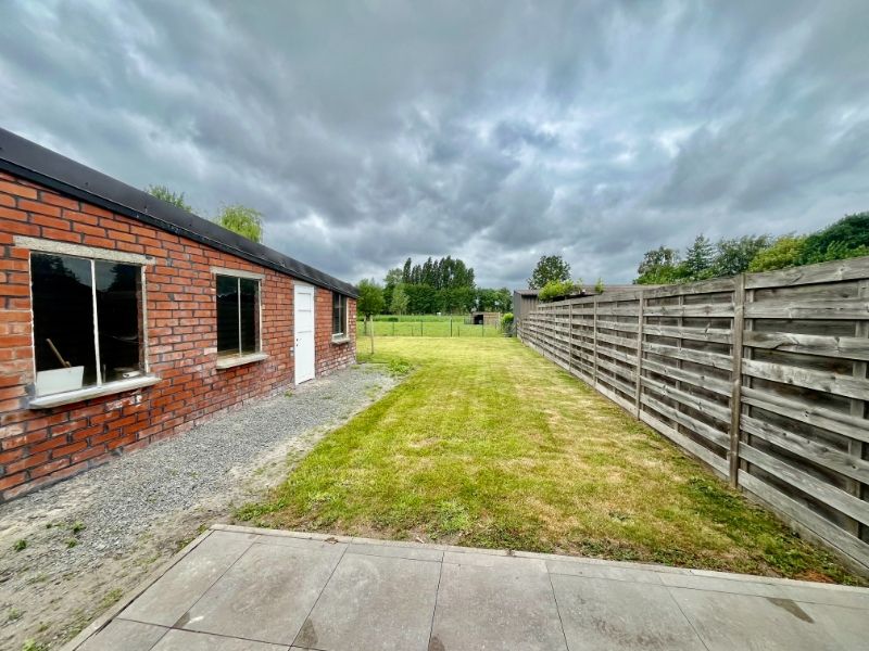 GERENOVEERDE HALFOPEN BEBOUWING TE HUUR foto 12