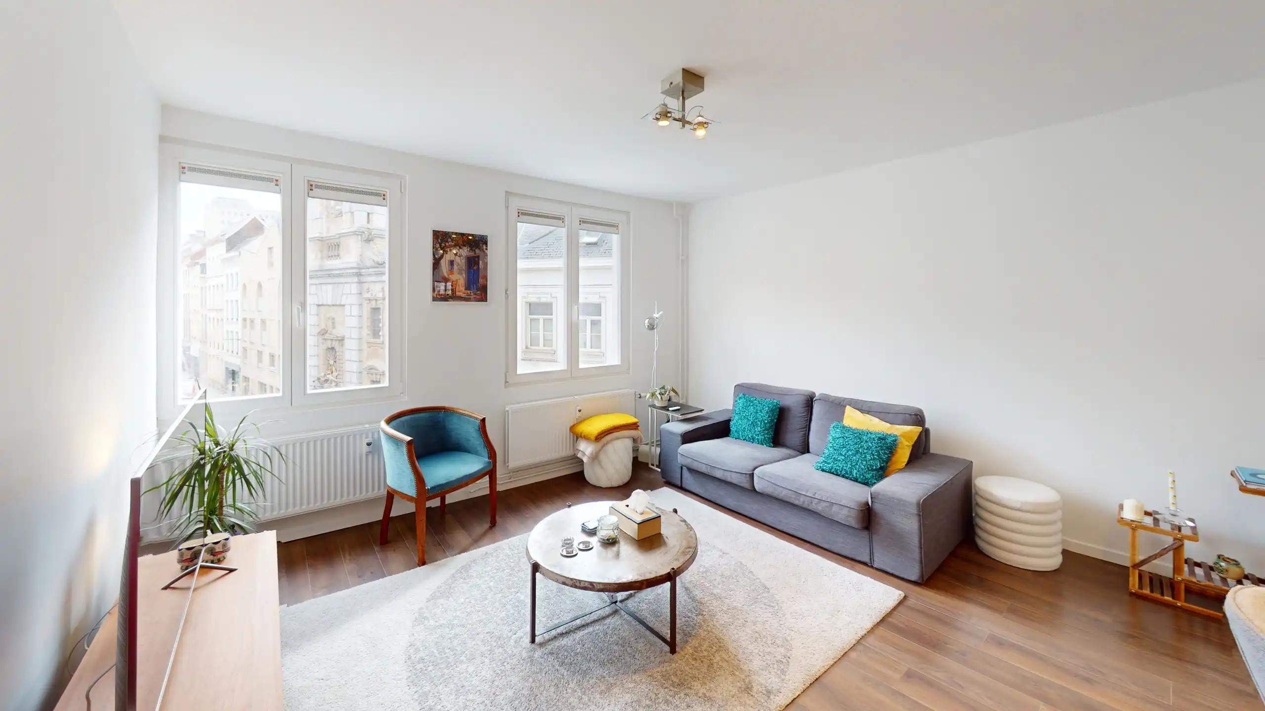 ANTWERPEN - Twee slaapkamer appartement foto {{pictureIndex}}