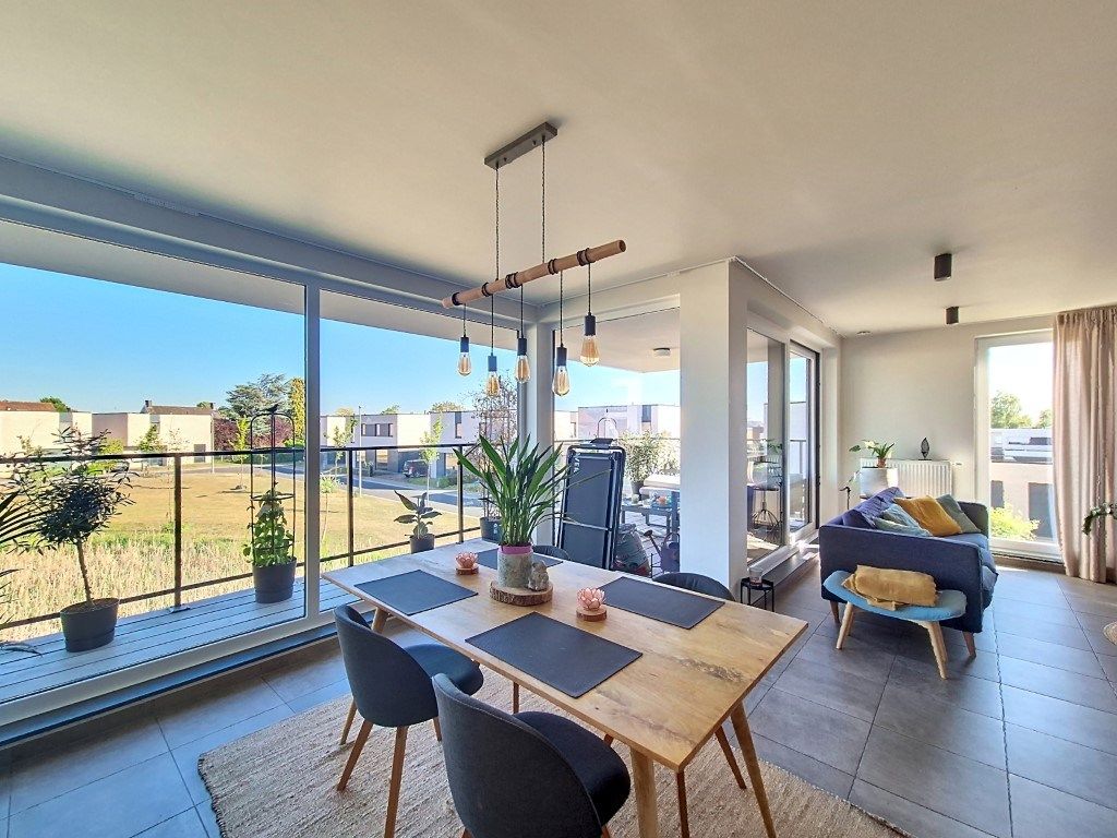 Appartement met 2 slpks & garage foto 5