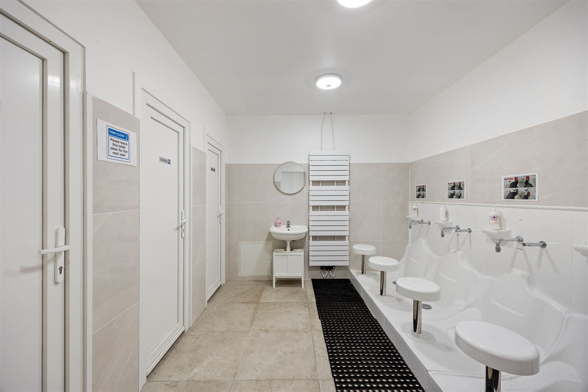 Handelsruimte met magazijn van 330 m2 foto 11