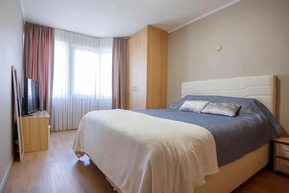 Verzorgd appartement met 2 slaapkamers,  groot terras en lift foto 22
