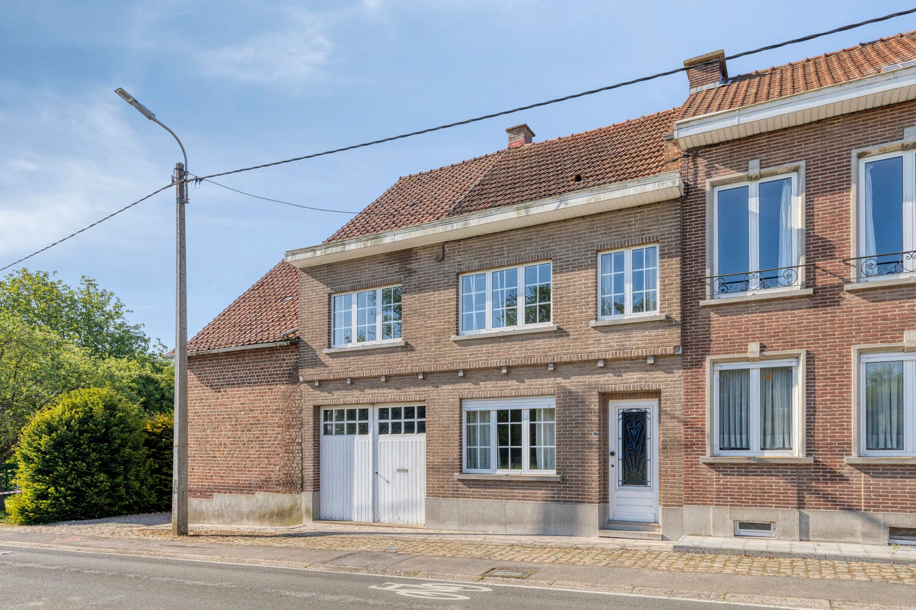 OPTIE Ruime woning met 5 slaapkamers en grote tuin foto 2