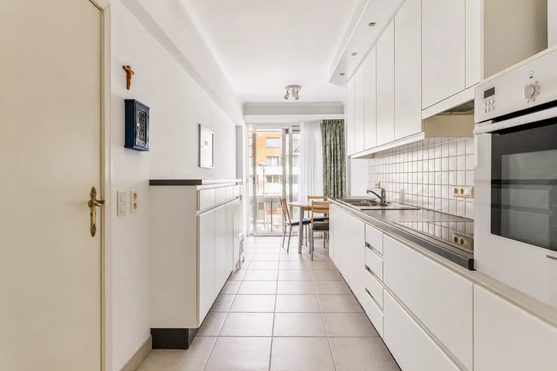 Appartement op toplocatie met 2 slaapkamers & 2 terrassen foto 6