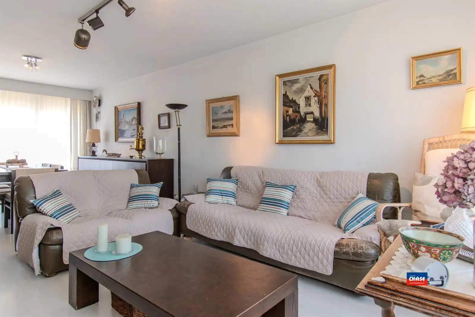 HOB met drie slaapkamers, garage en tuin foto 3