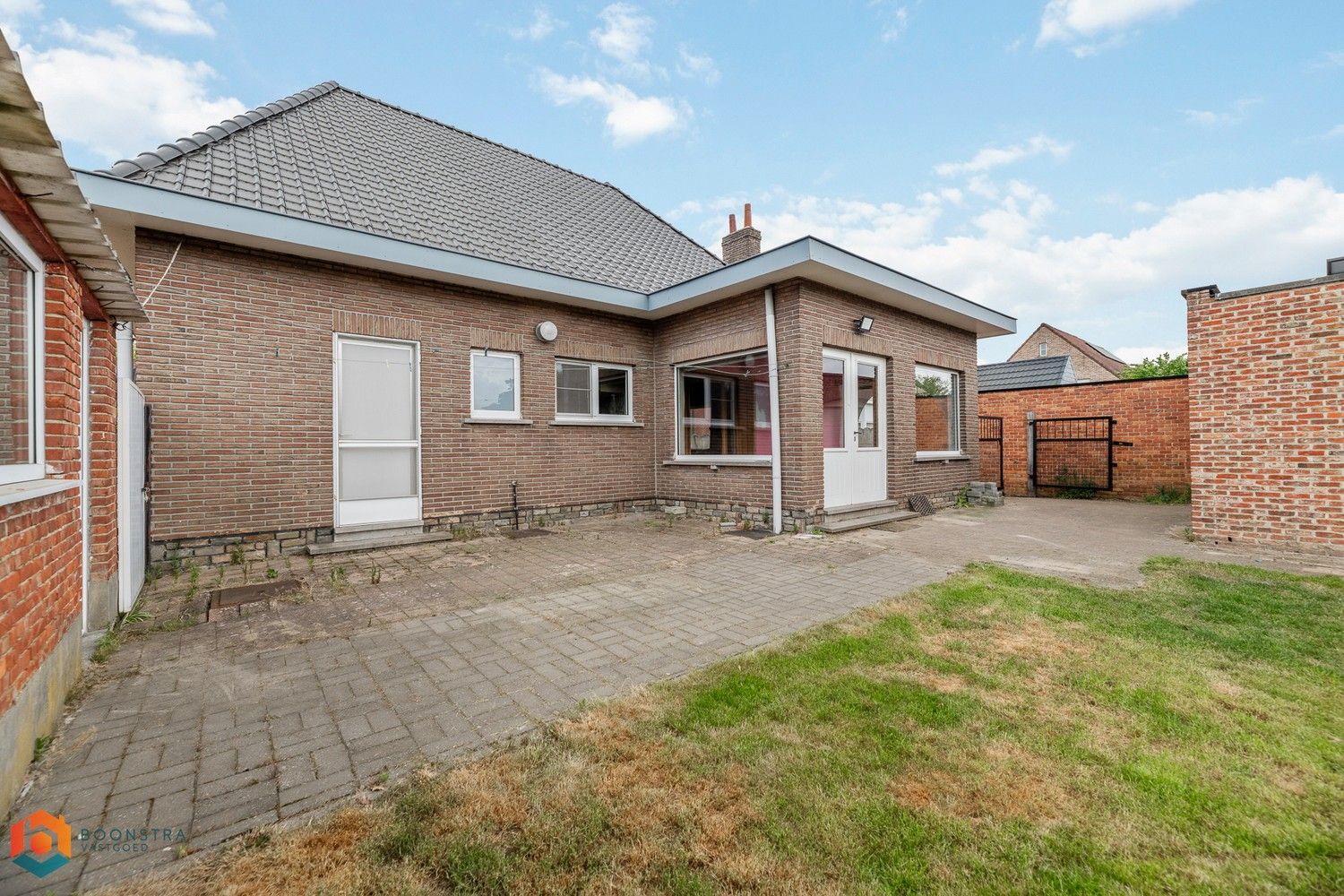 Woning met 3 slaapkamers en ruime garage foto 20