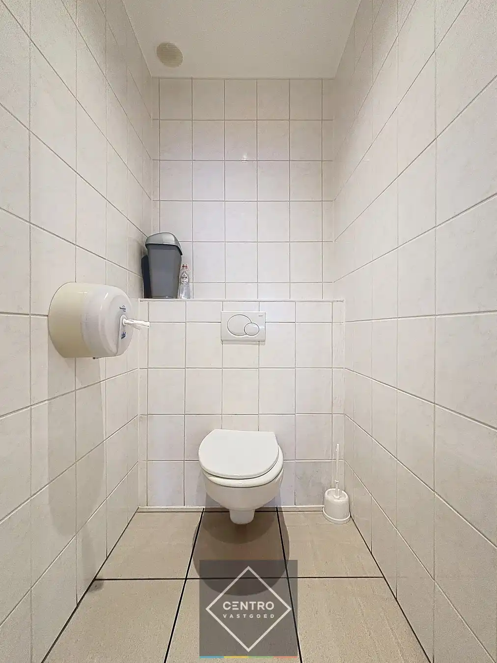 Woon- en handelshuis (handelszaak + 2 appartementen) met garage! foto 18