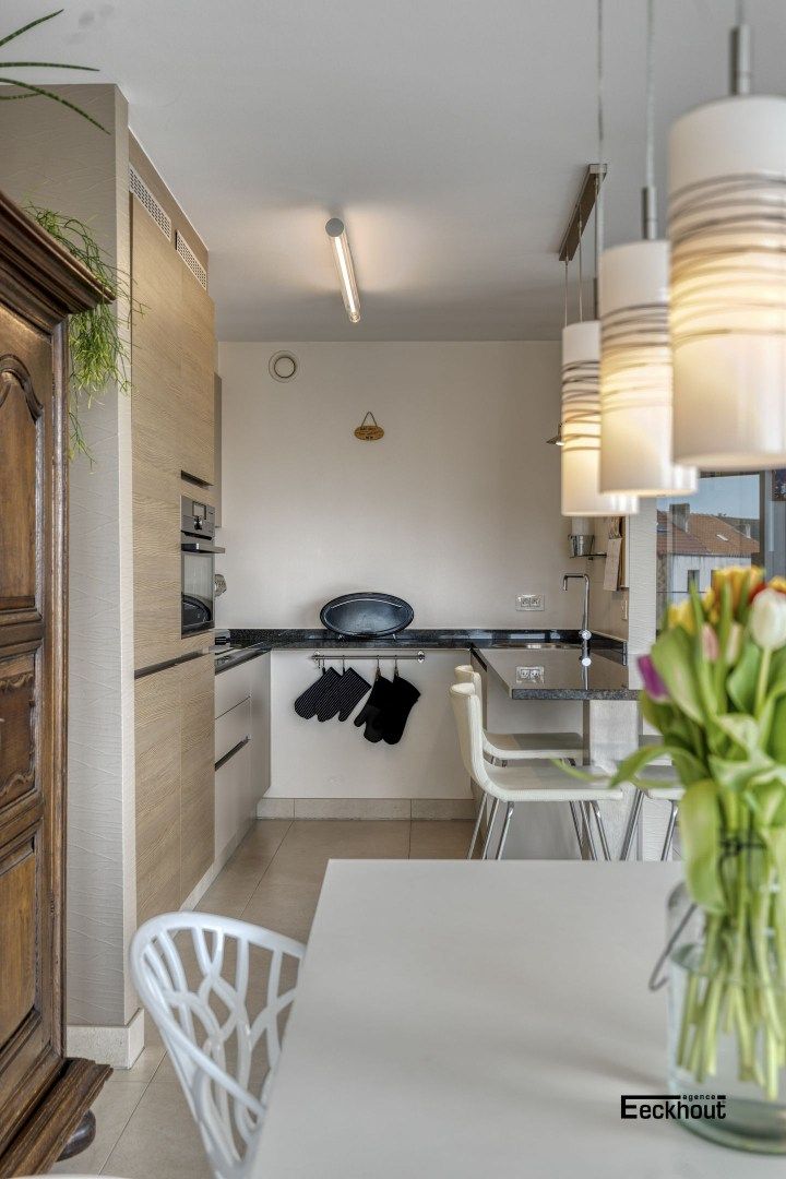 Instapklaar & modern 3 slaapkamer-appartement met zéér ruim zonneterras (45m²) te Bredene-Duinen! foto 8