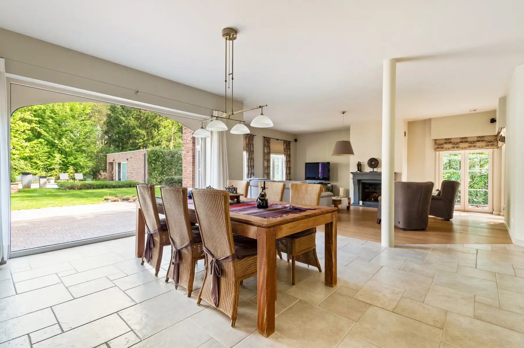 Ruime villa 570 m² met zwembad op 1575 m²  foto 17