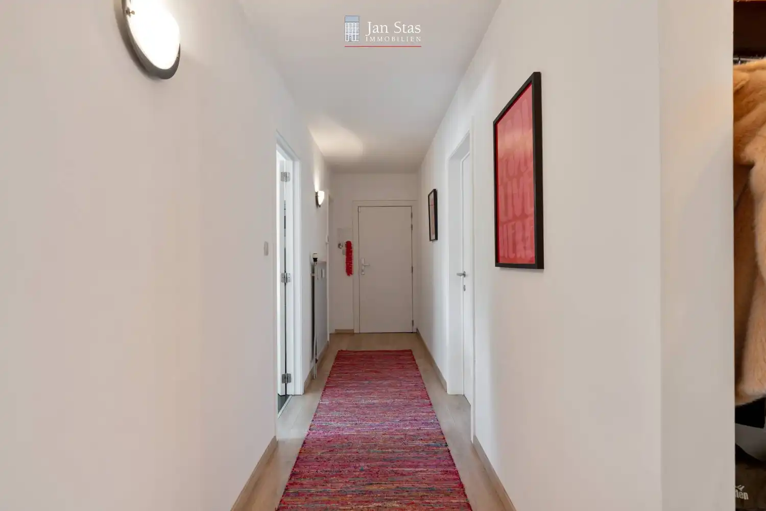 Instapklaar en ruim appartement met 2 slaapkamers en 3 garageboxen nabij de Keizersberg te Leuven ! foto 3