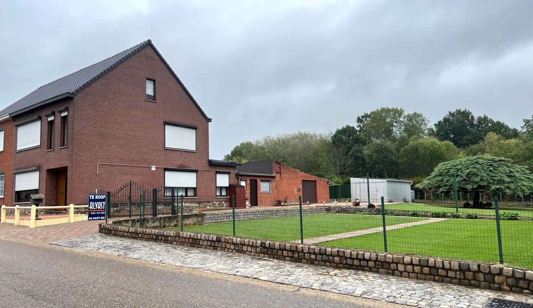 HOB te koop te Loksbergen : 3 slpks, tuin, garage foto {{pictureIndex}}