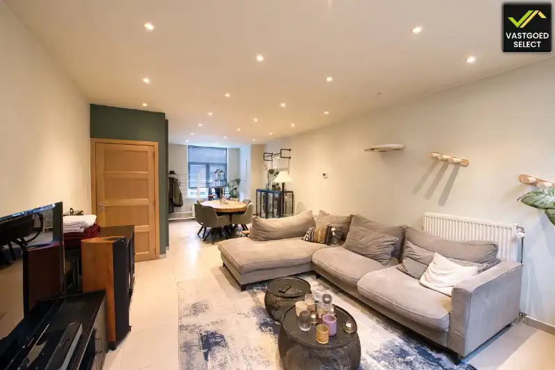 Instapklare woning met 3 slaapkamers, terras en onderhoudsvriendelijke buitenruimte foto 2