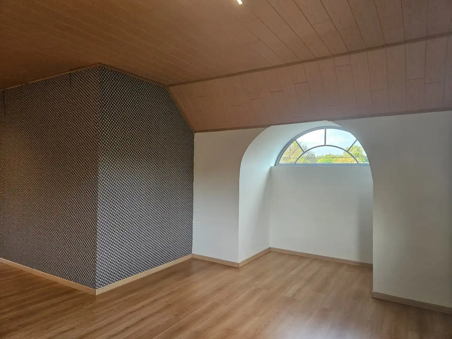 Gezinswoning met 4 slaapkamers rustig gelegen in het groen te Olen! foto 22
