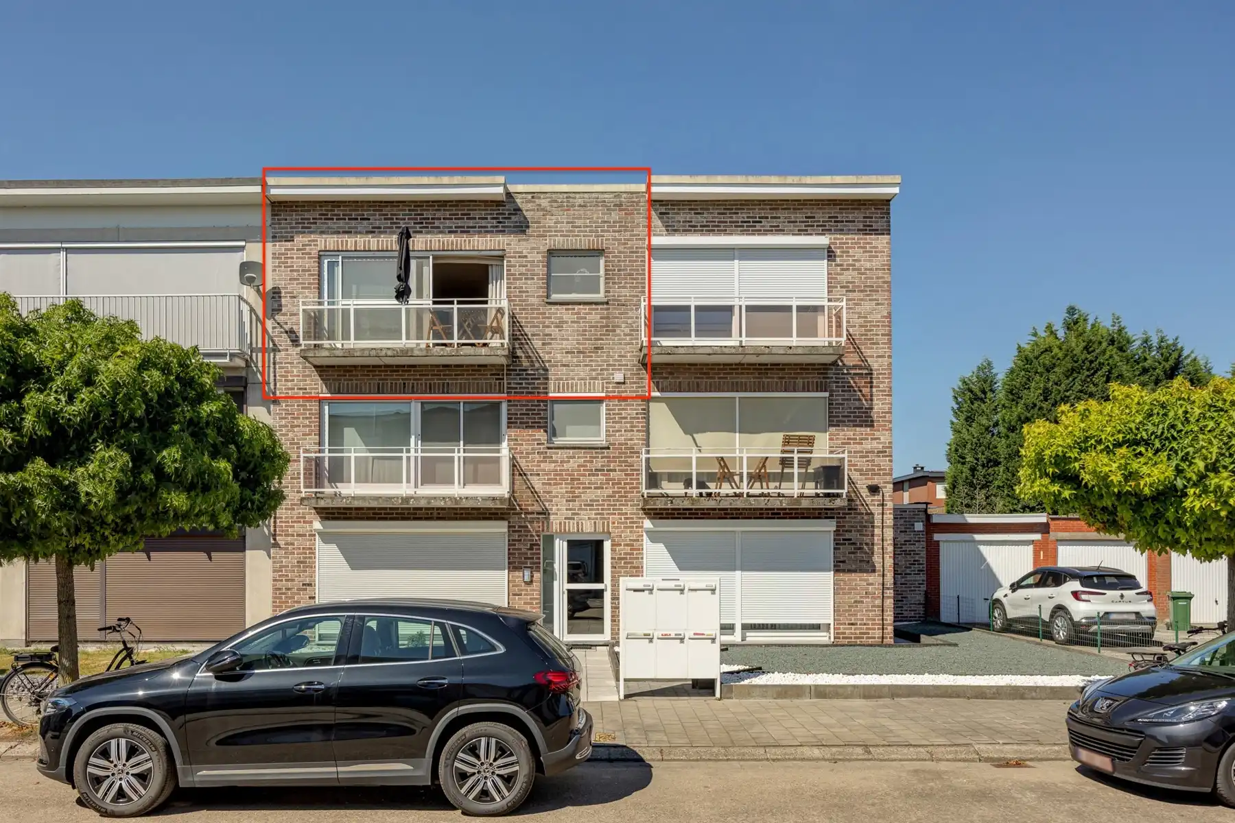 Volledig instapklaar appartement in aangename woonwijk Reet foto 2