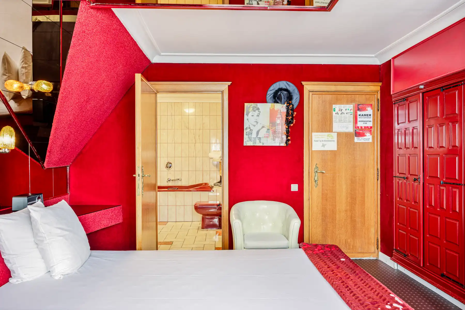 WONING MET 9 KAMERS en 9 BADKAMERS foto 24