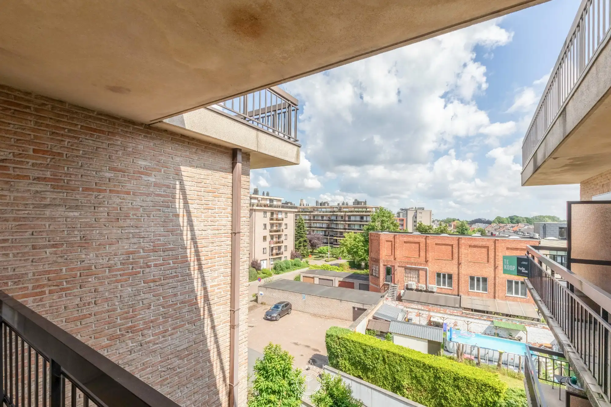 Bijzonder ruim appartement met zuidgericht terras foto 18