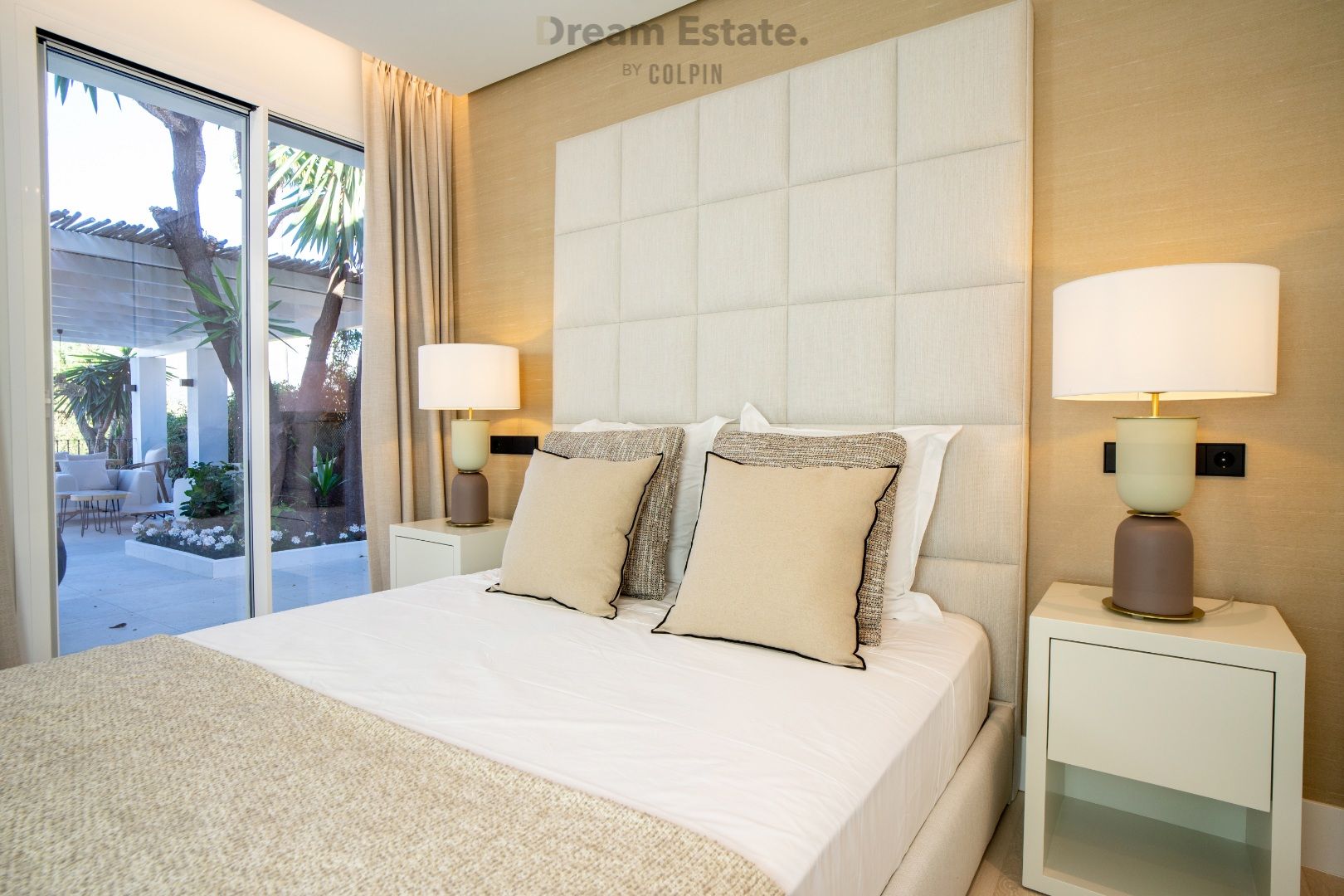 Villa La Concha is gelegen in de omgeving van Las Brisas Golf, Nueva Andalucia, Marbella. foto 24