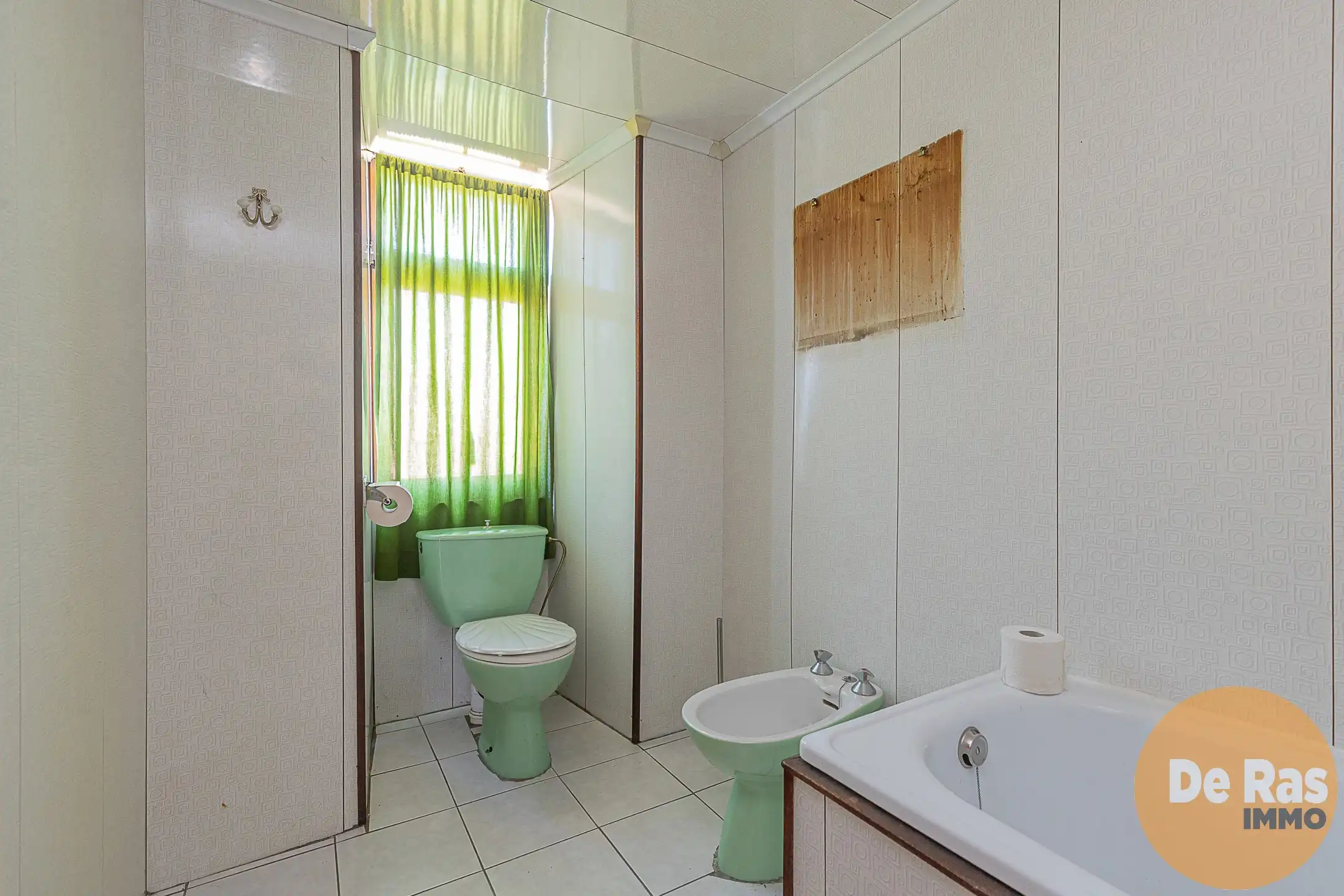 BUGGENHOUT– Renovatiewoning met prachtige tuin op ca. 8a50ca foto 11