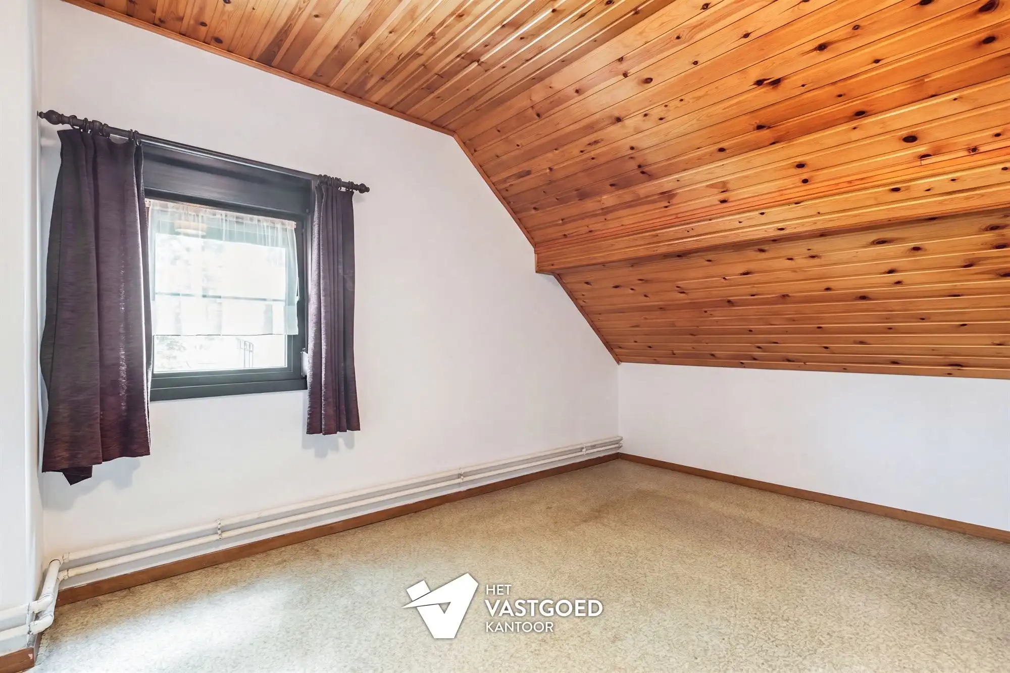 PERFECT ONDERHOUDEN WONING OP PRACHTIG PERCEEL NABIJ KEIHEUVEL foto 16