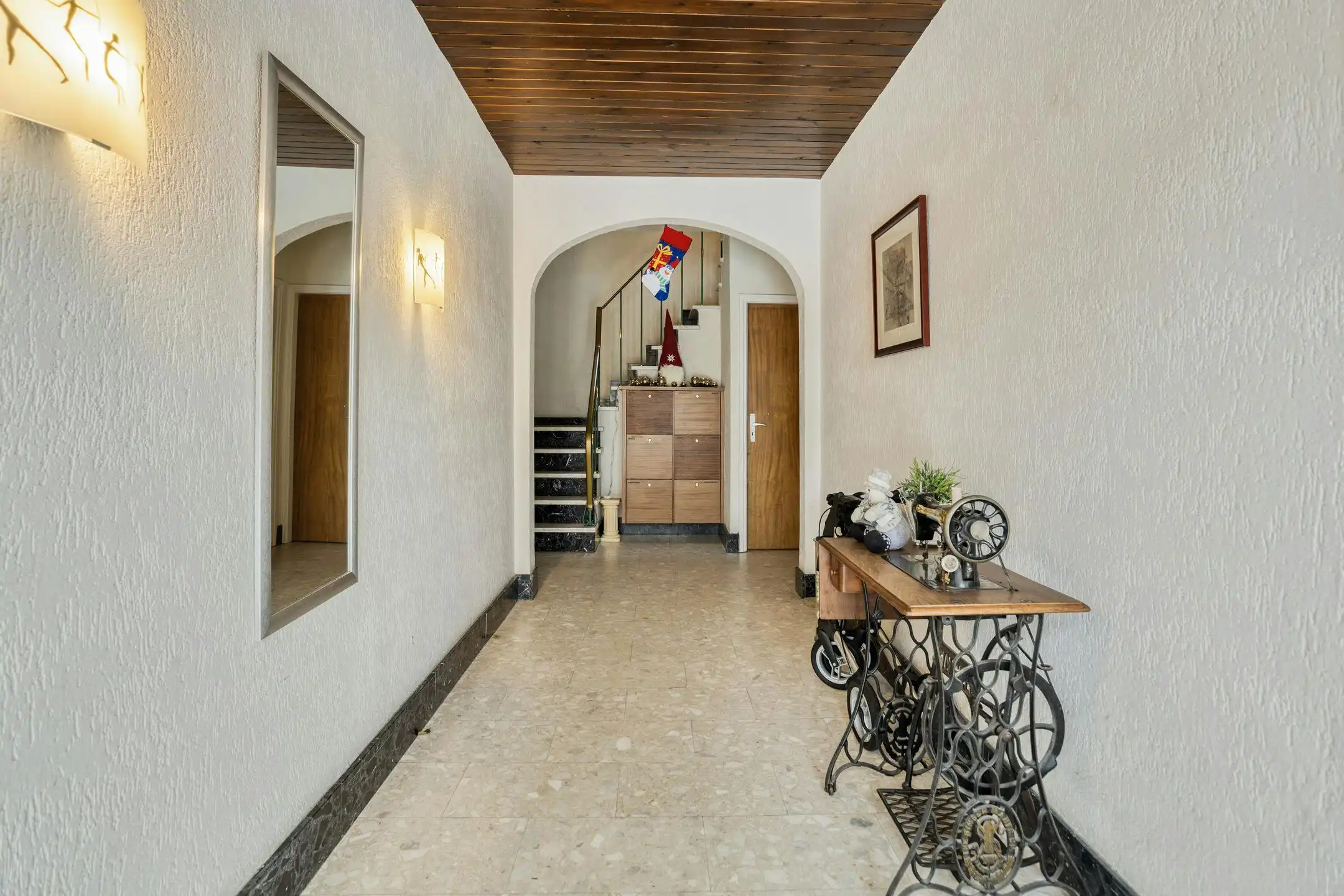 Te renoveren appartement van ca. 110 m² te koop in Wilrijk foto 28