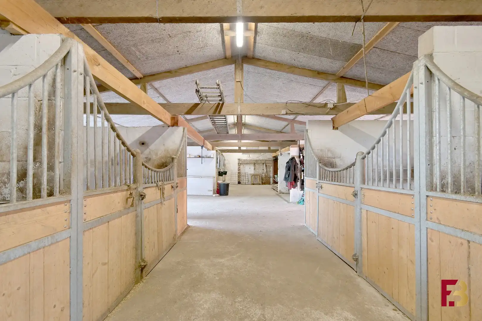 Woning met stallen op circa 1,9ha in het groene Lokeren foto 17