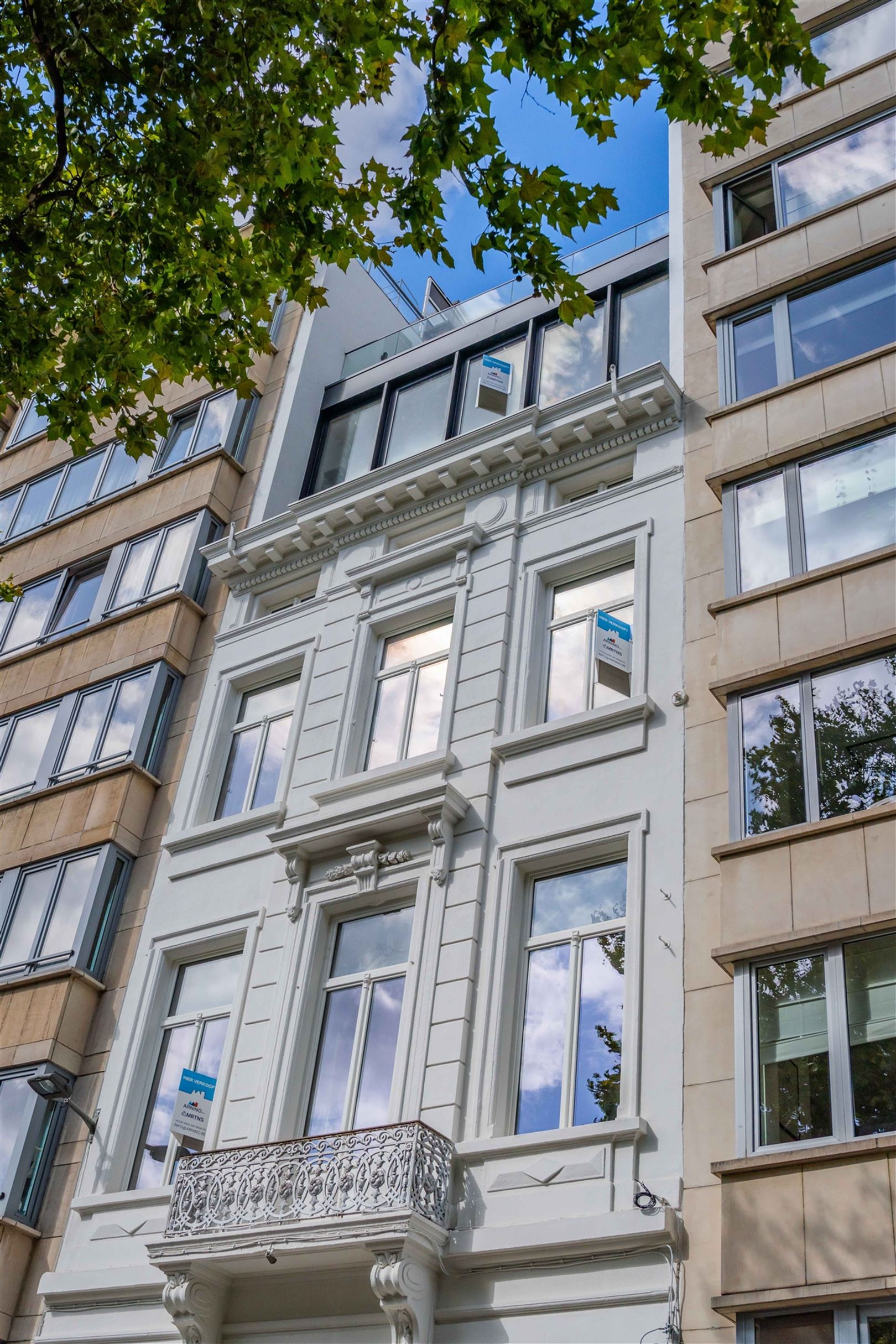 Grandeur in topnotch renovatieproject foto 14