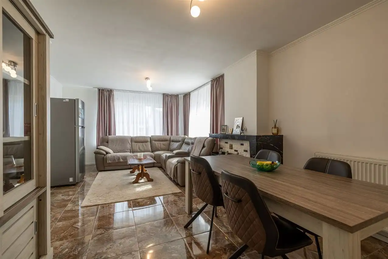 villastijl,vernieuwd in 2018, label D, mooi perceel foto 10