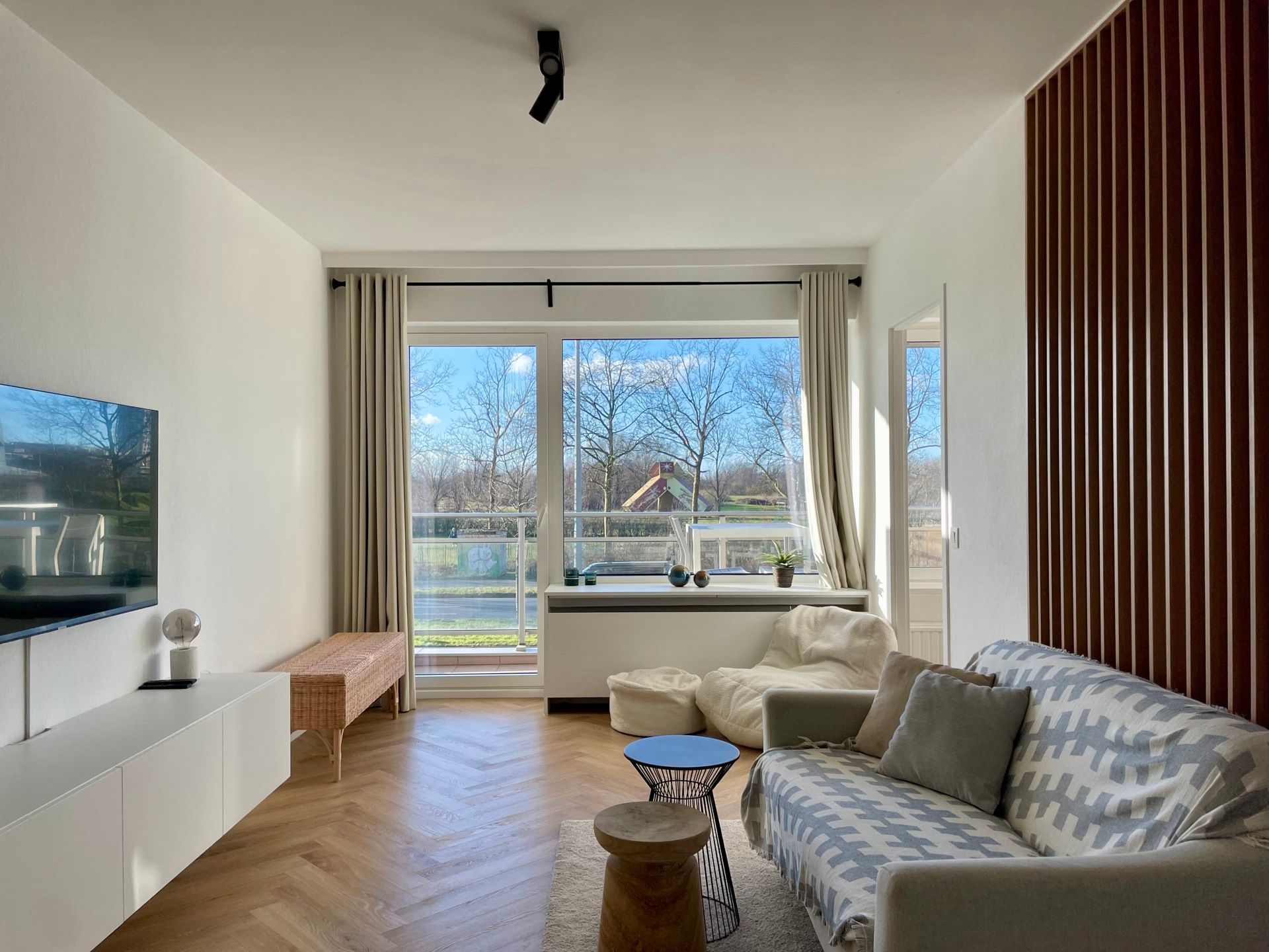 Te huur: Gemeubeld appartement met terras op toplocatie foto 4