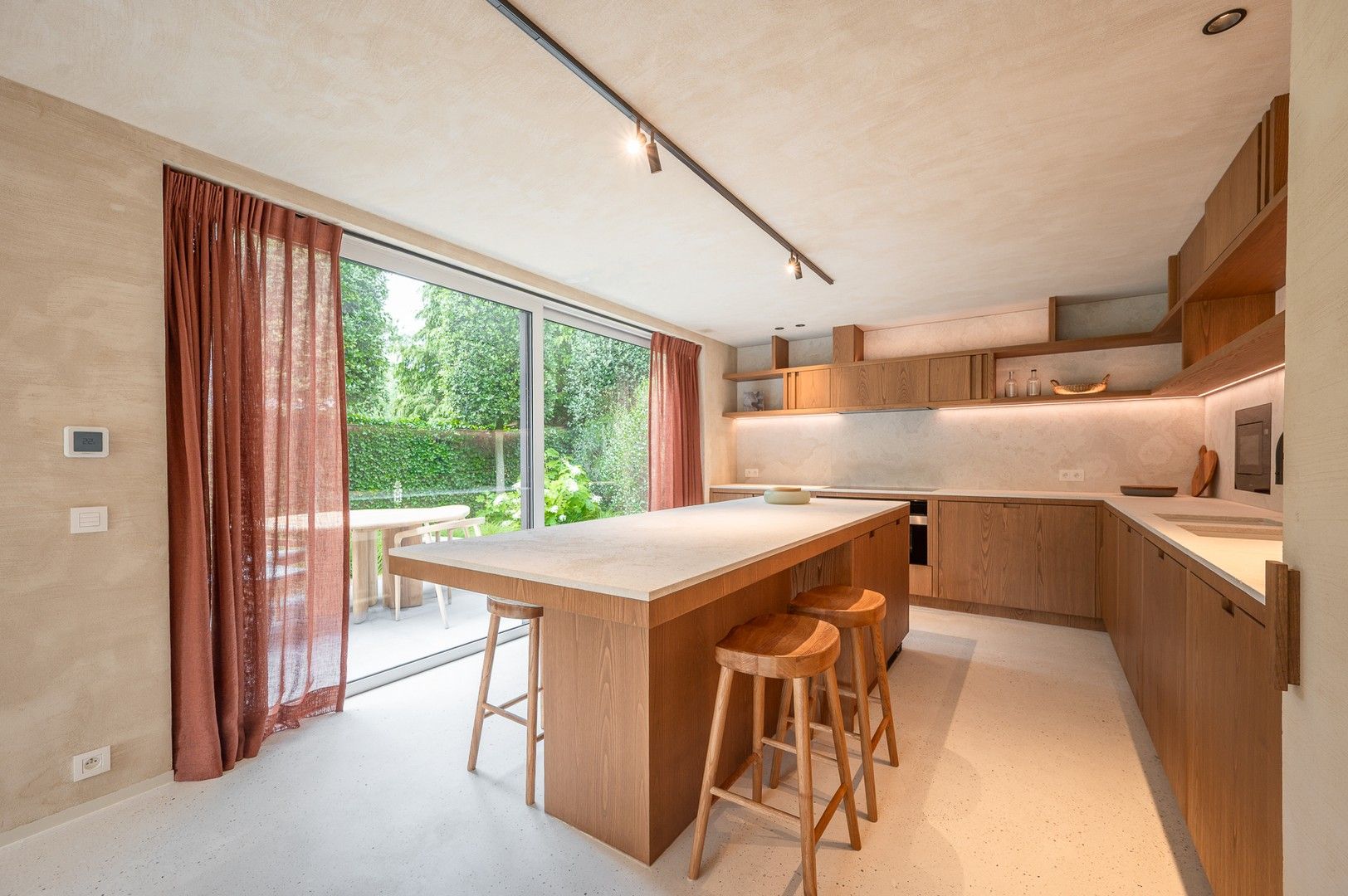 Luxueuse villa met zwembad, discreet gelegen in een rustige omgeving foto 8