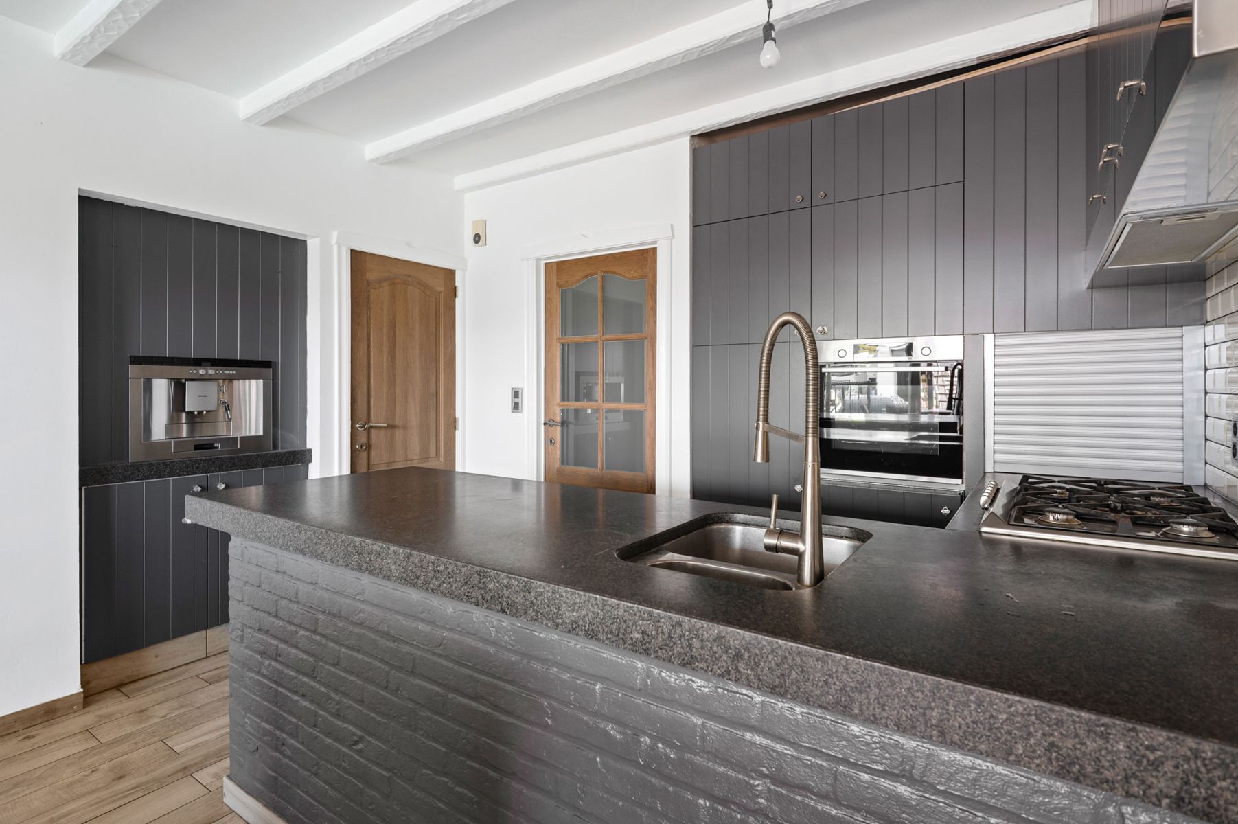 IN OPTIE. Woning met industriehal (212m2) op 2229m2 grond foto 14