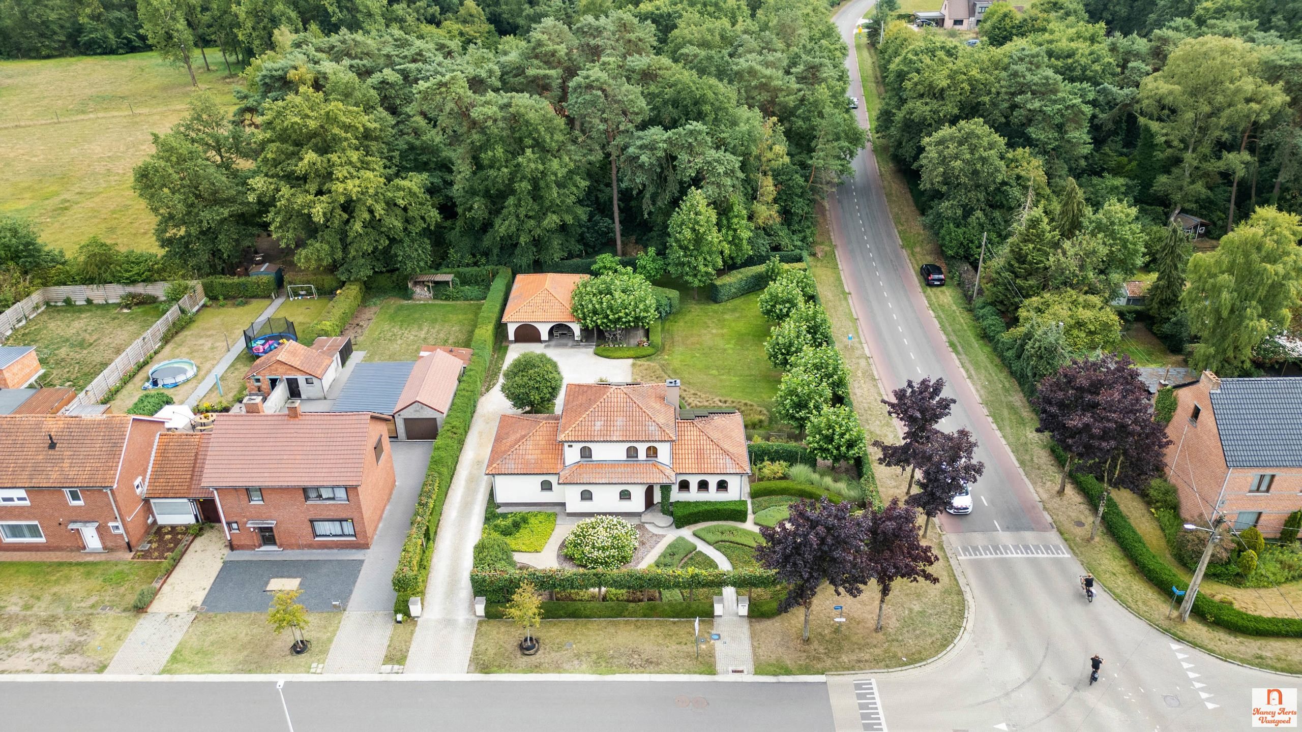 Stijlvol landhuis met tijdloze luxe en doordachte indeling foto 59