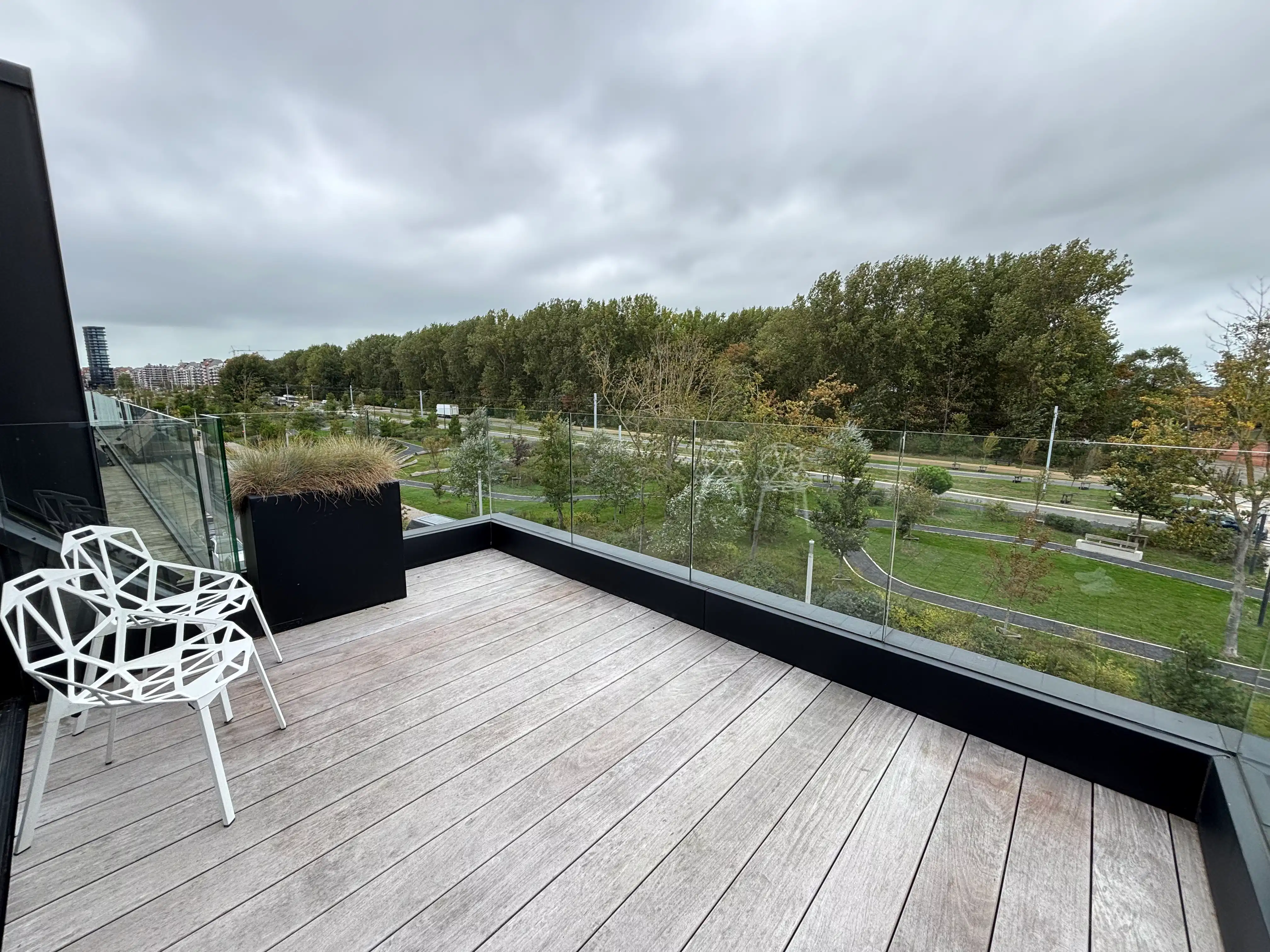 Recente duplex met ruime zonnige terrassen foto {{pictureIndex}}