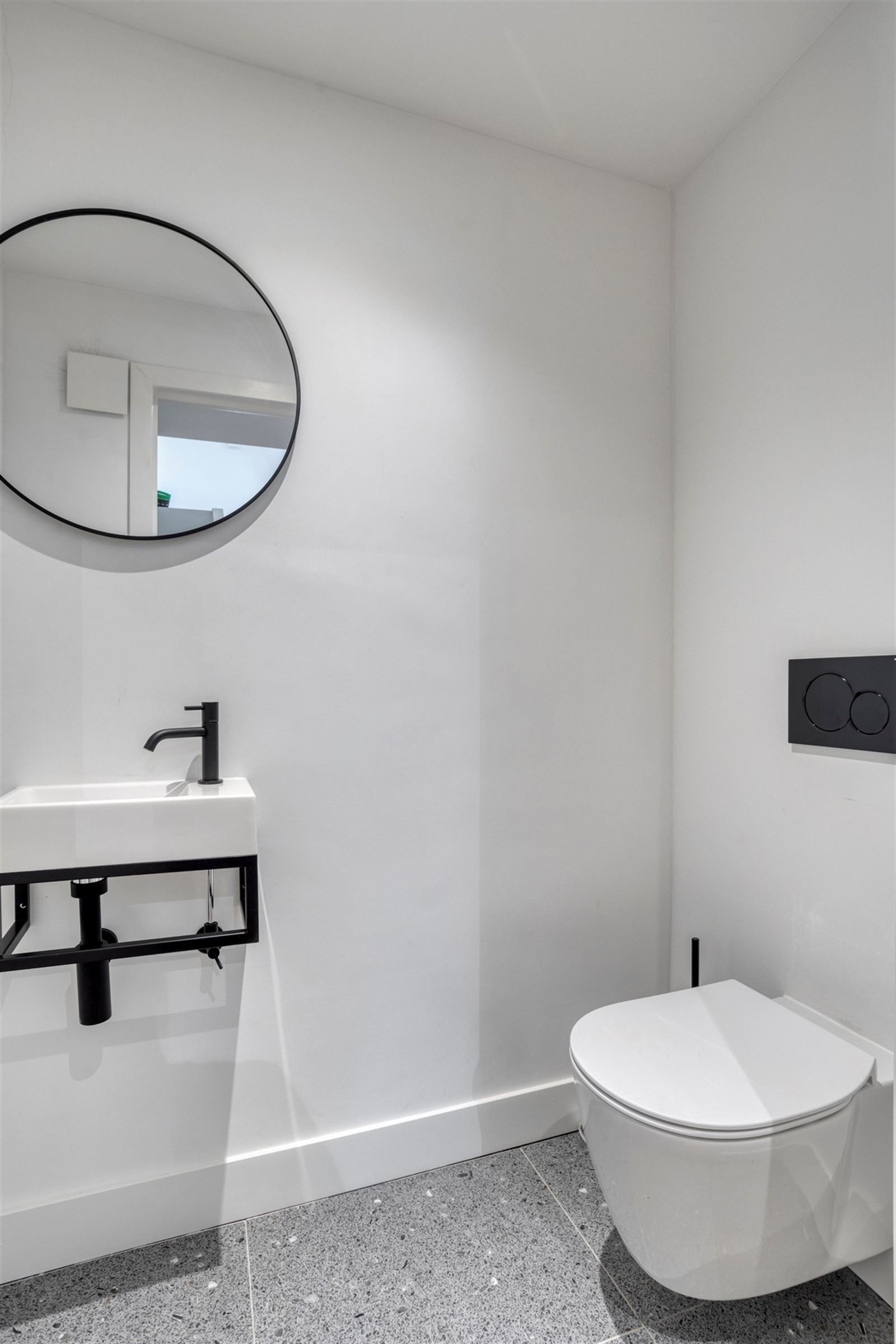 Antwerp: kom langs en laat je verassen door deze uitzonderlijke woning foto 23