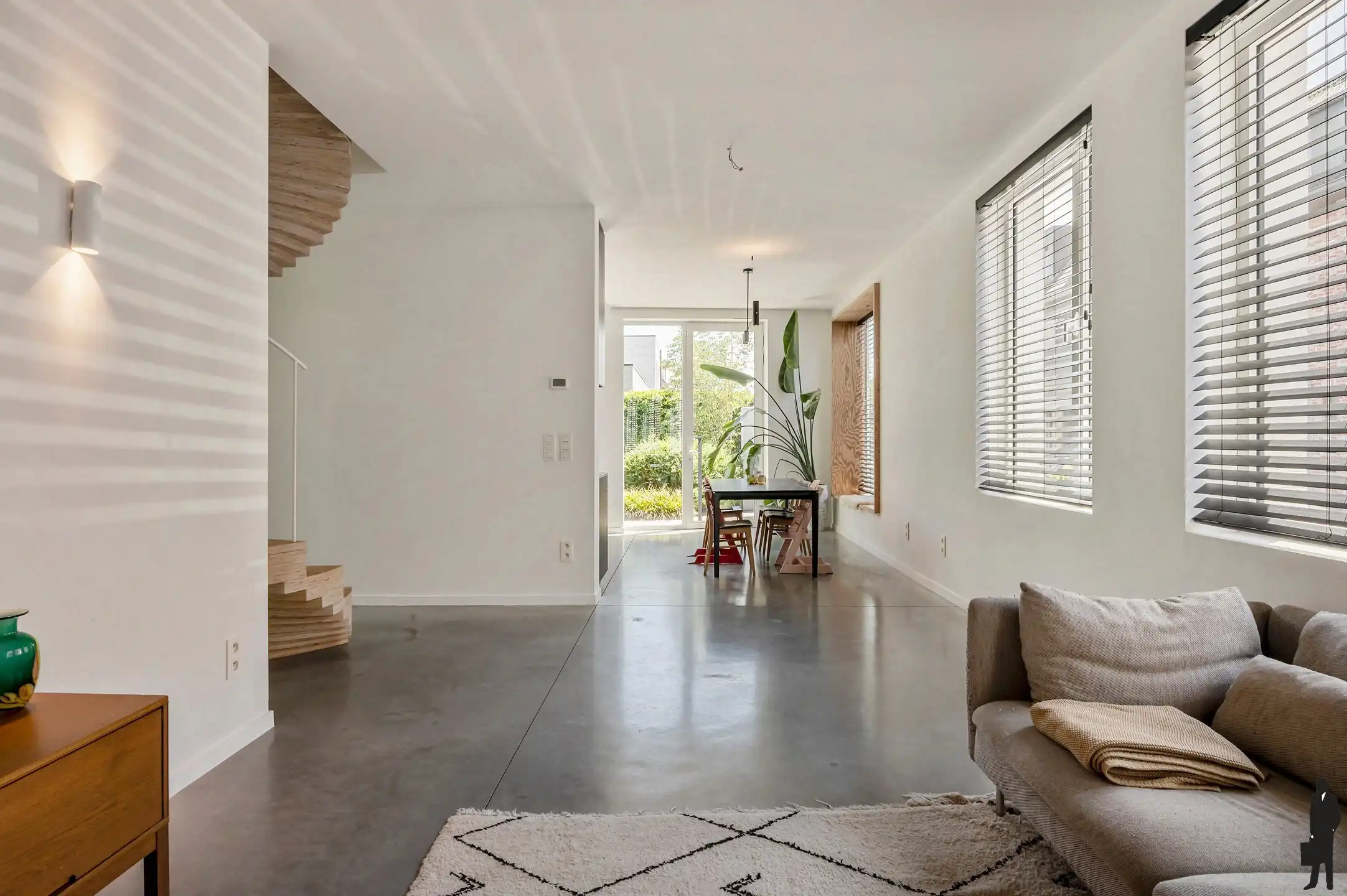 Moderne architecturale woning, gerenoveerd door Studio Noord, met oog voor detail en authenticiteit foto 17