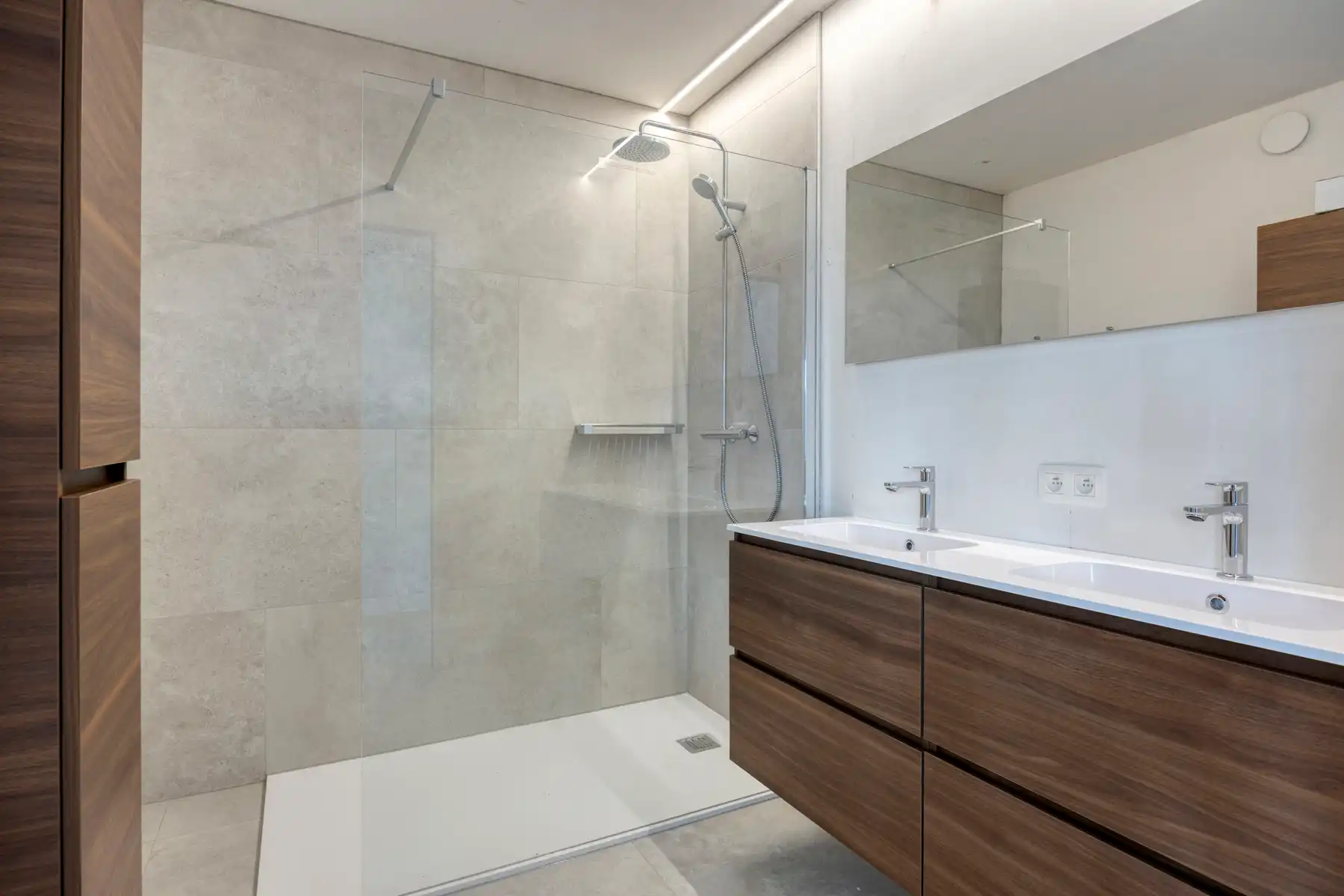 Instapklare appartementen met parkings & berging in Lierde foto 9