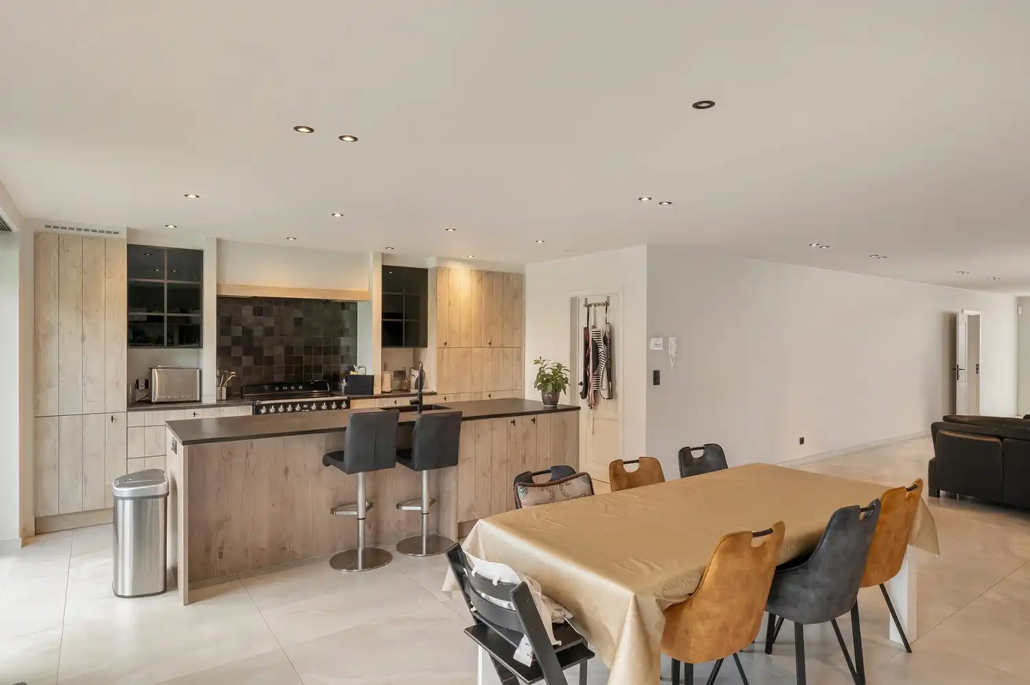 HOOGWAARDIG AFGEWERKTE WONING OP EEN TOPLOCATIE IN RUMST foto 13