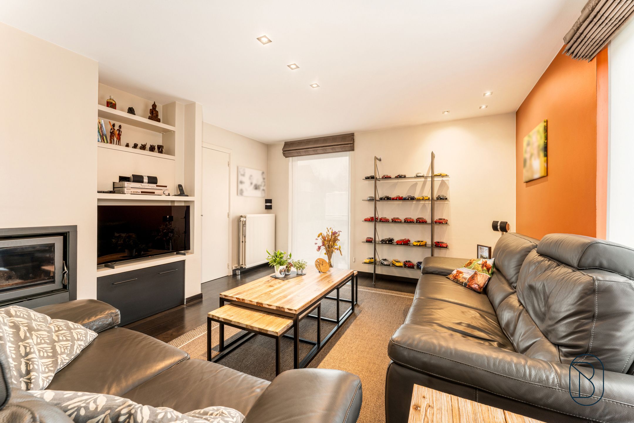 Leuke villa met mooie tuin, garage en zonnepanelen! foto 8